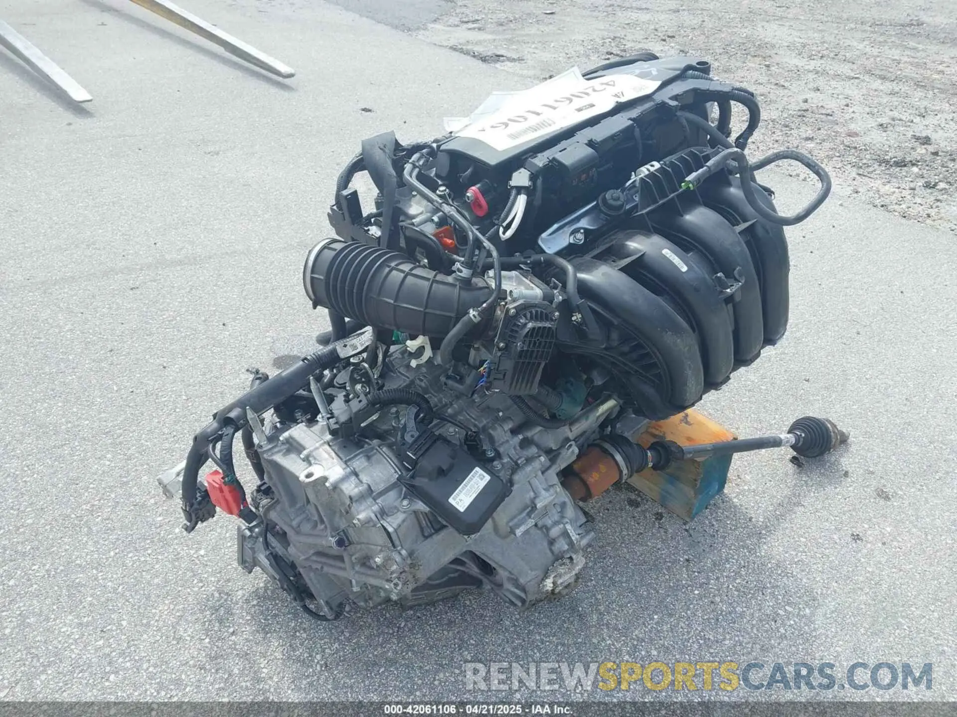 3 Photograph of a damaged car 7FARS4H70SE004911 HONDA CR-V 2025