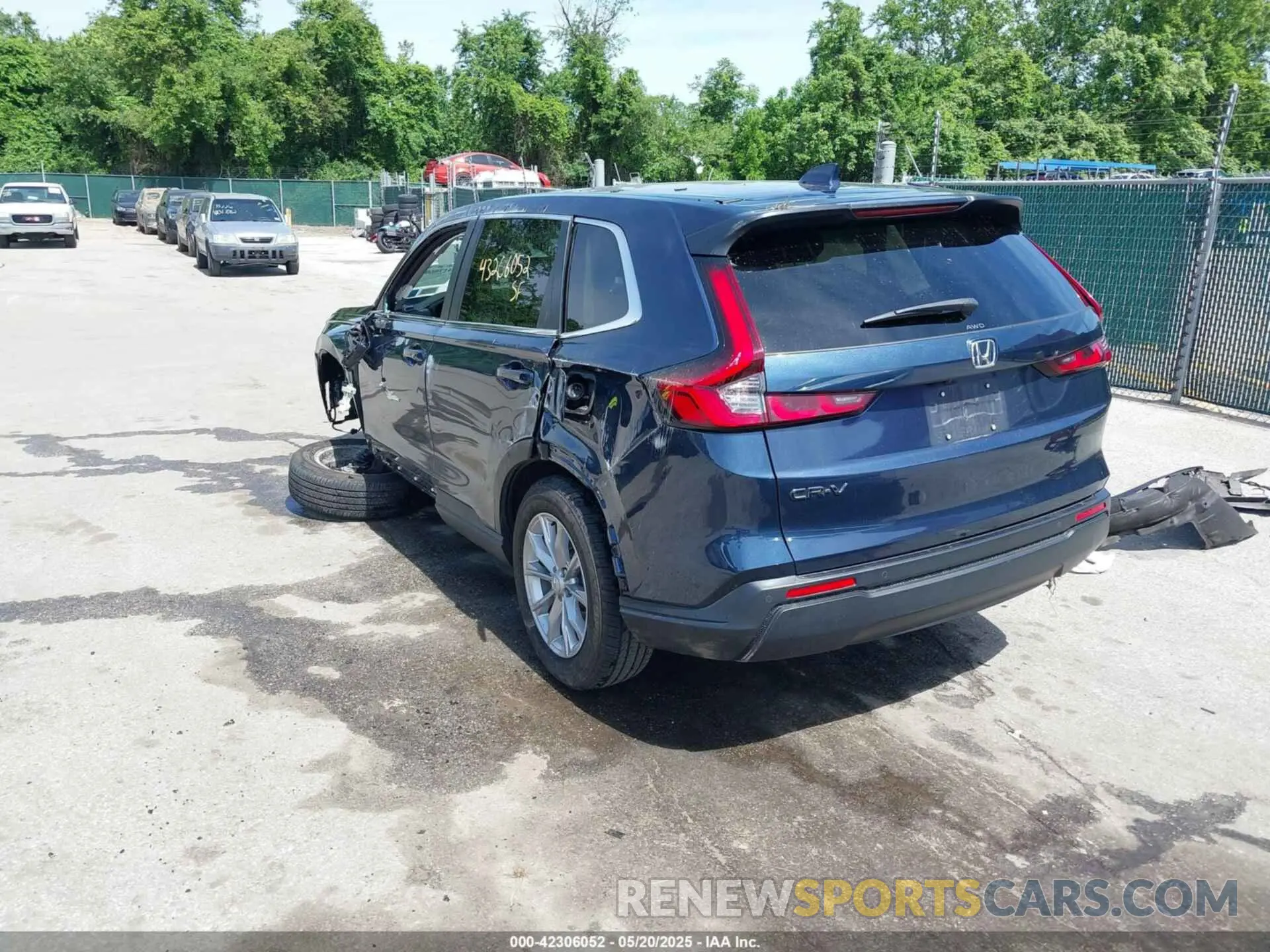 3 Photograph of a damaged car 7FARS4H76SE005612 HONDA CR-V 2025