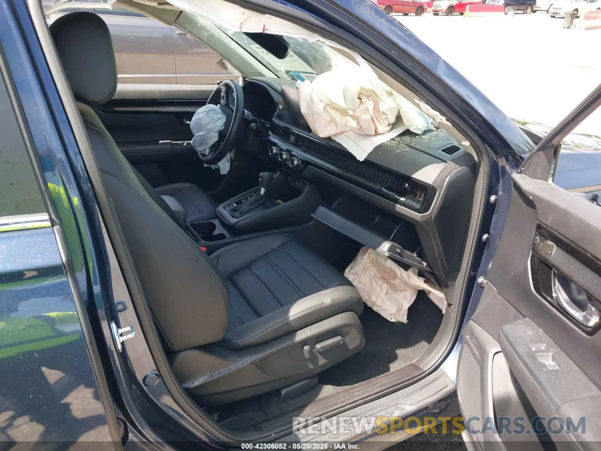 5 Photograph of a damaged car 7FARS4H76SE005612 HONDA CR-V 2025