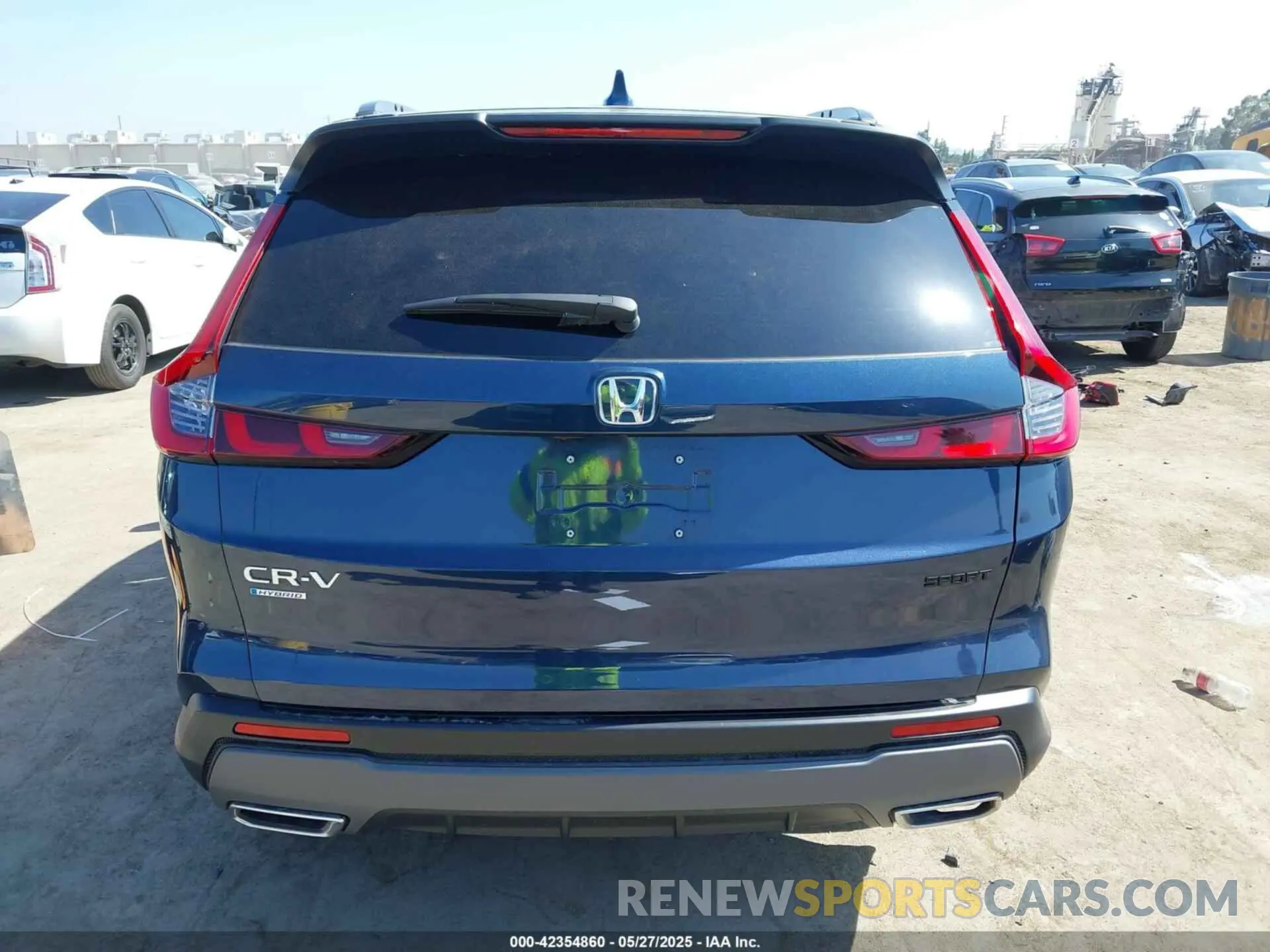 16 Photograph of a damaged car 7FARS5H54SE006424 HONDA CR-V 2025