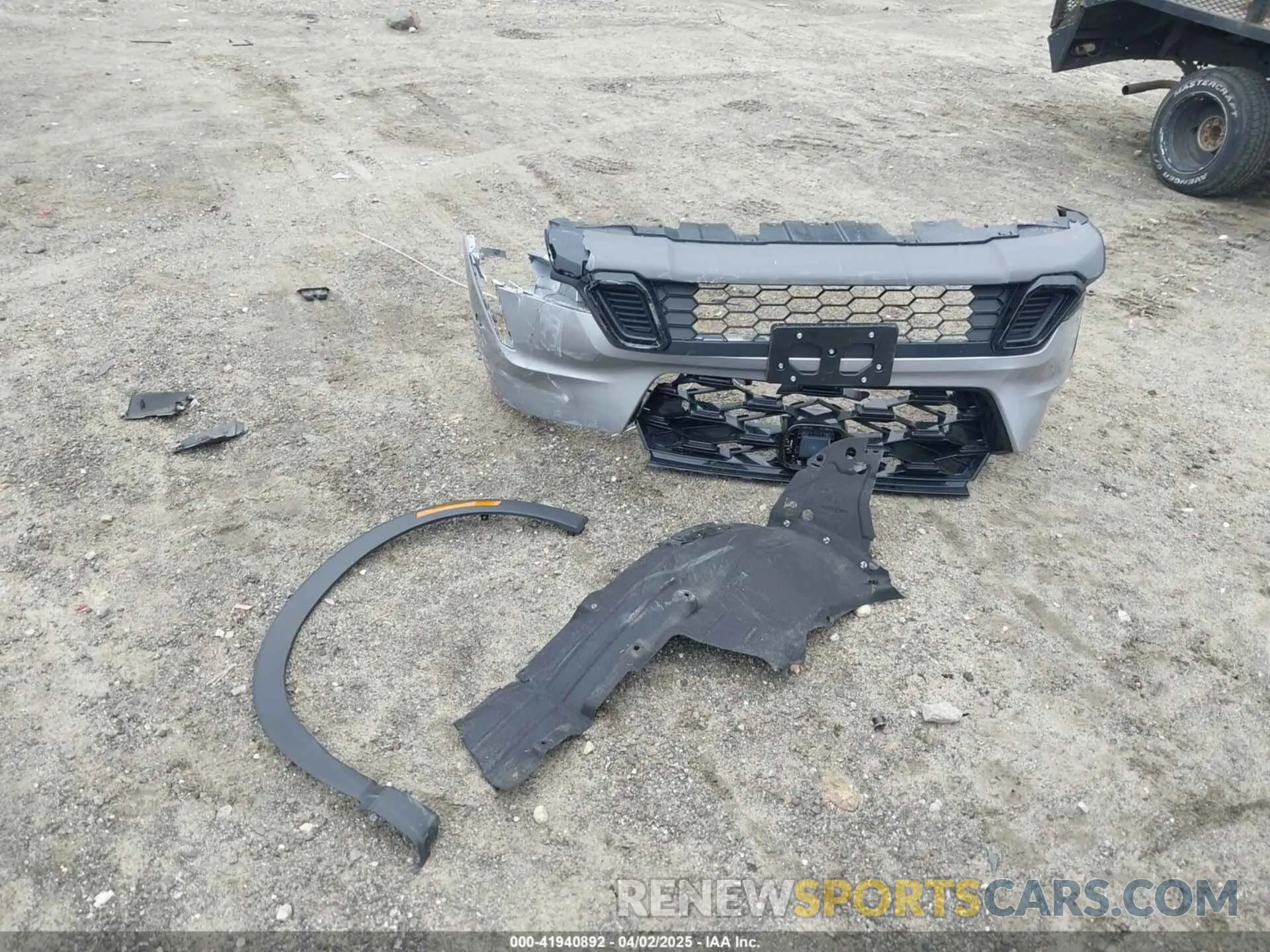 12 Photograph of a damaged car 7FARS5H59SE007634 HONDA CR-V 2025