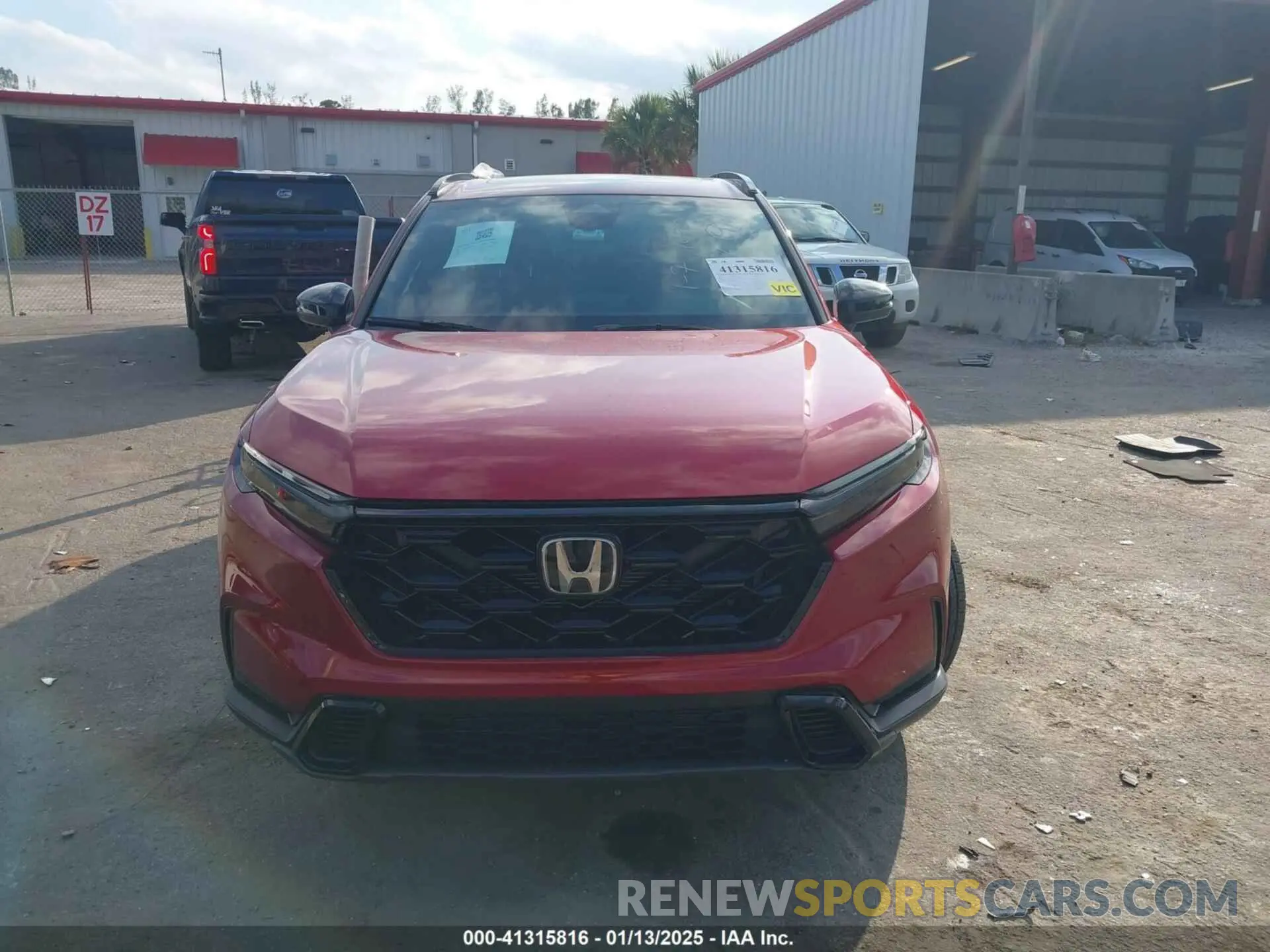 12 Photograph of a damaged car 7FARS5H5XSE005407 HONDA CR-V 2025