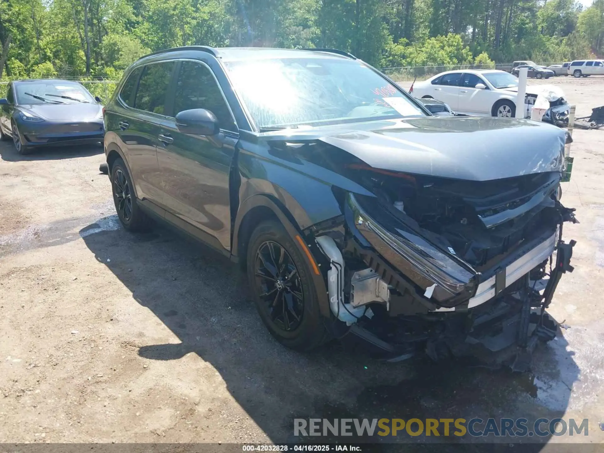 1 Photograph of a damaged car 7FARS5H80SE012991 HONDA CR-V 2025
