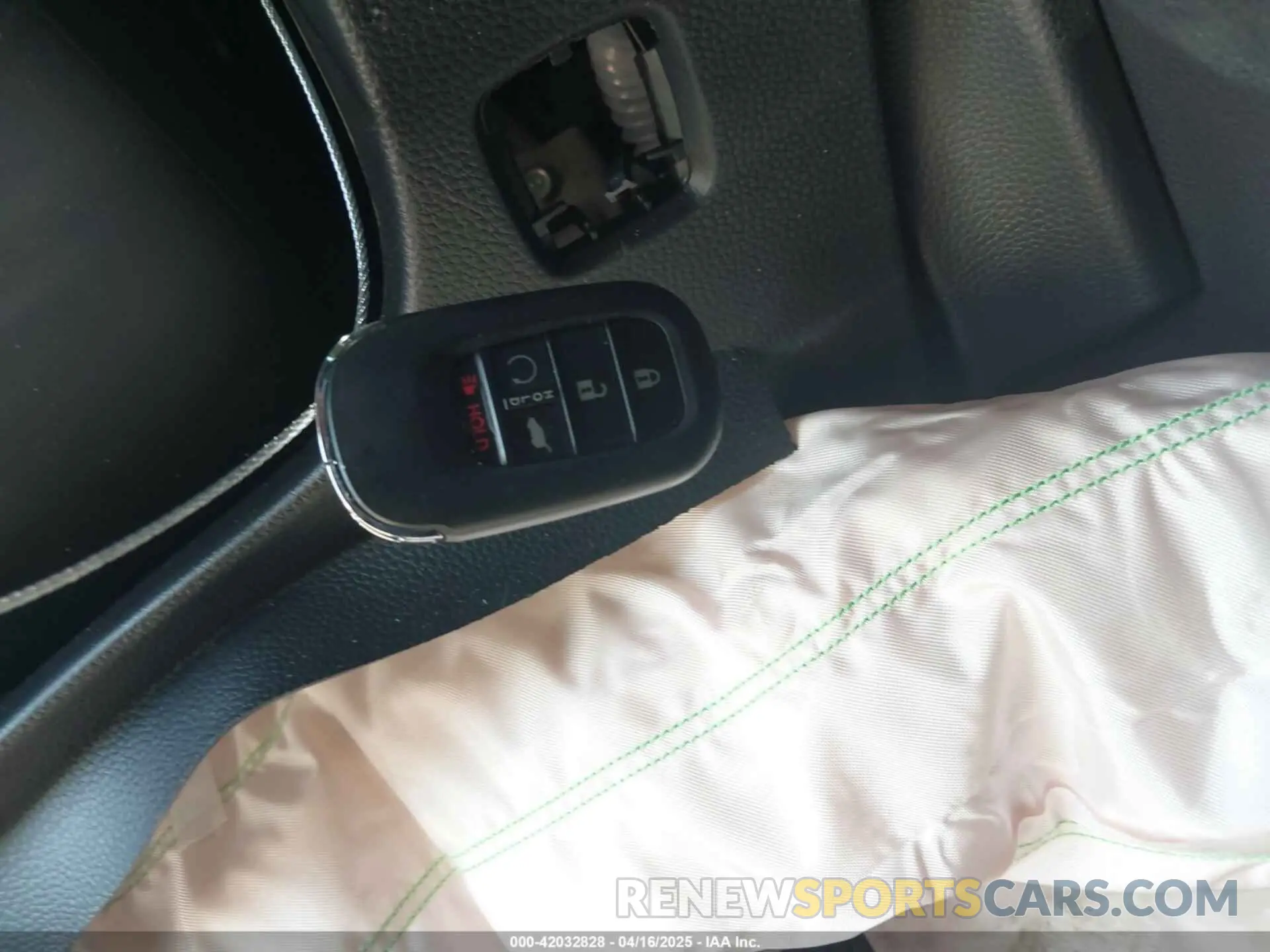 11 Photograph of a damaged car 7FARS5H80SE012991 HONDA CR-V 2025