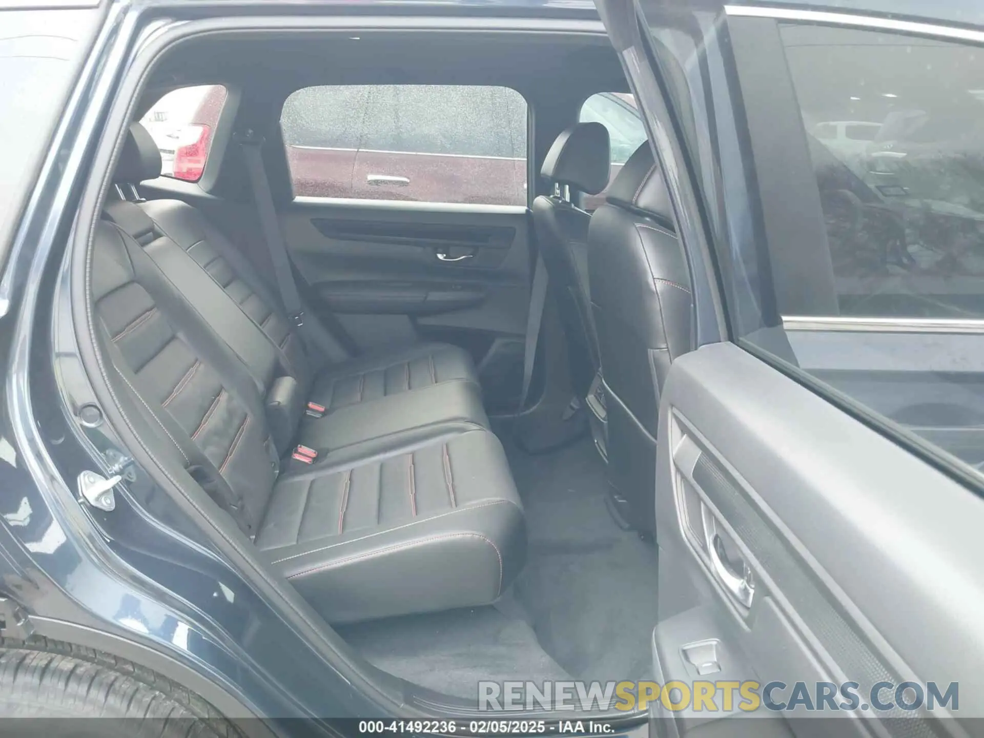 8 Photograph of a damaged car 7FARS5H83SE012760 HONDA CR-V 2025