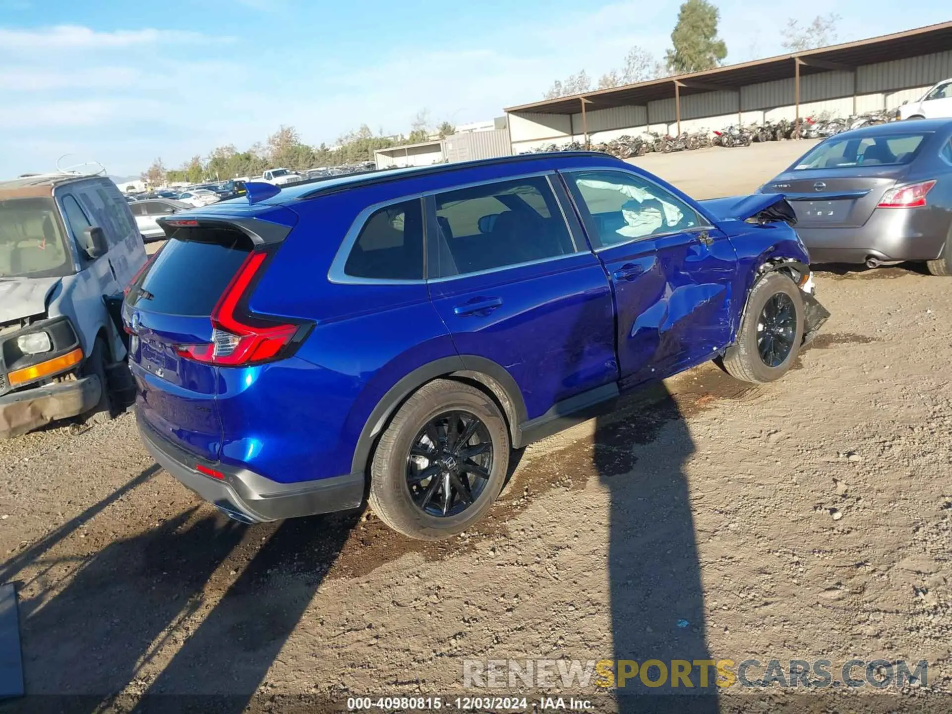 4 Photograph of a damaged car 7FARS5H87SE004399 HONDA CR-V 2025
