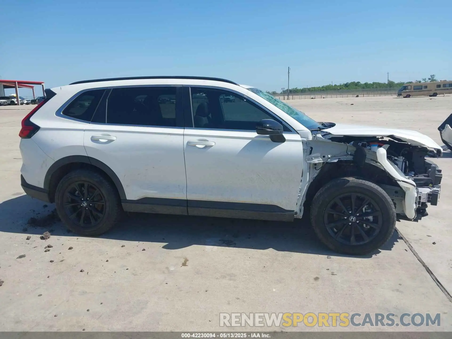 13 Photograph of a damaged car 7FARS6H51SE023574 HONDA CR-V 2025