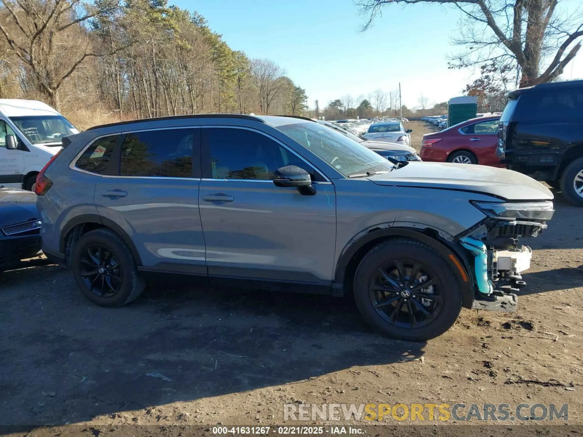 13 Photograph of a damaged car 7FARS6H83SE010254 HONDA CR-V 2025
