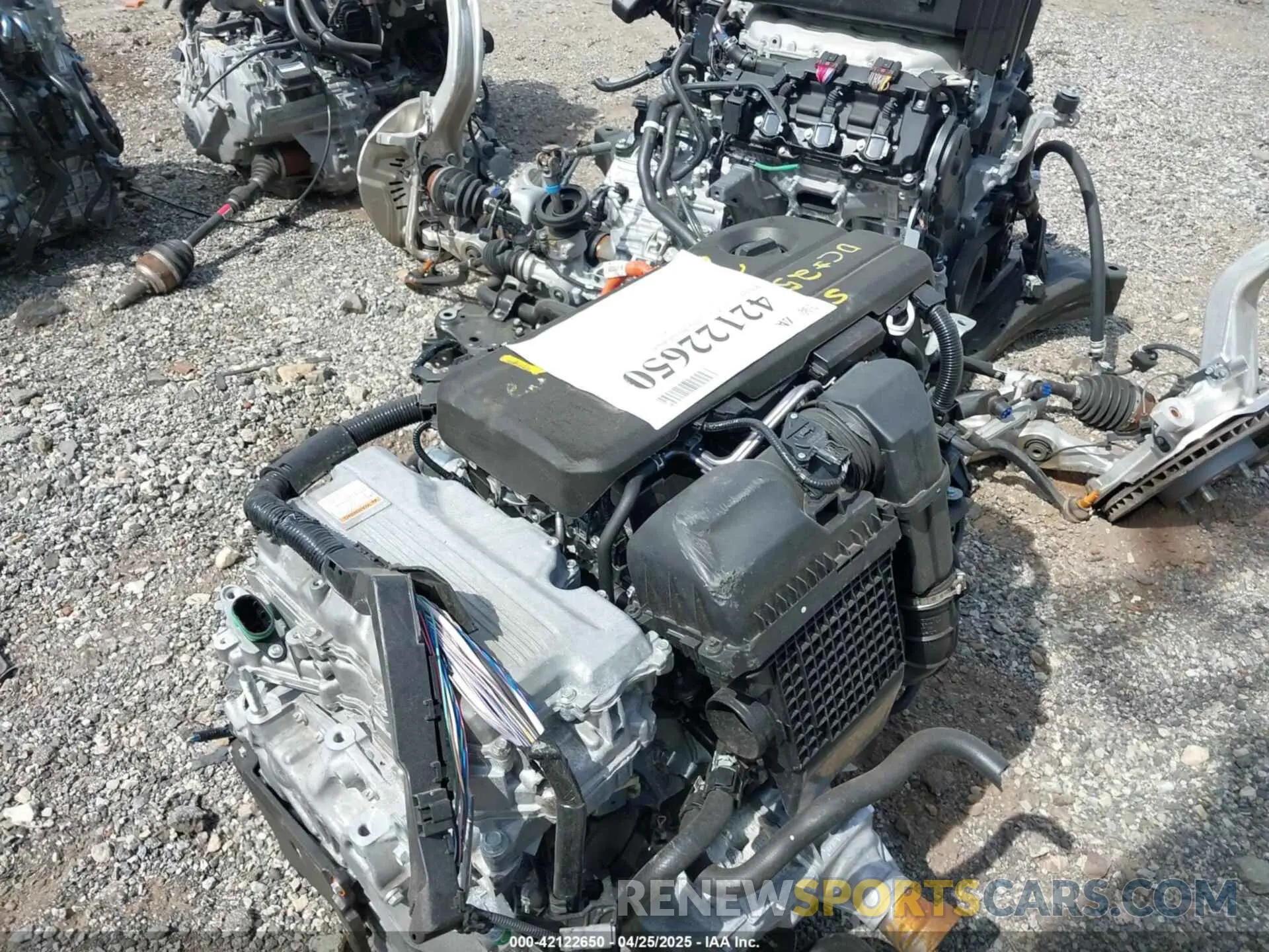 3 Photograph of a damaged car 7FARS6H84SE061441 HONDA CR-V 2025