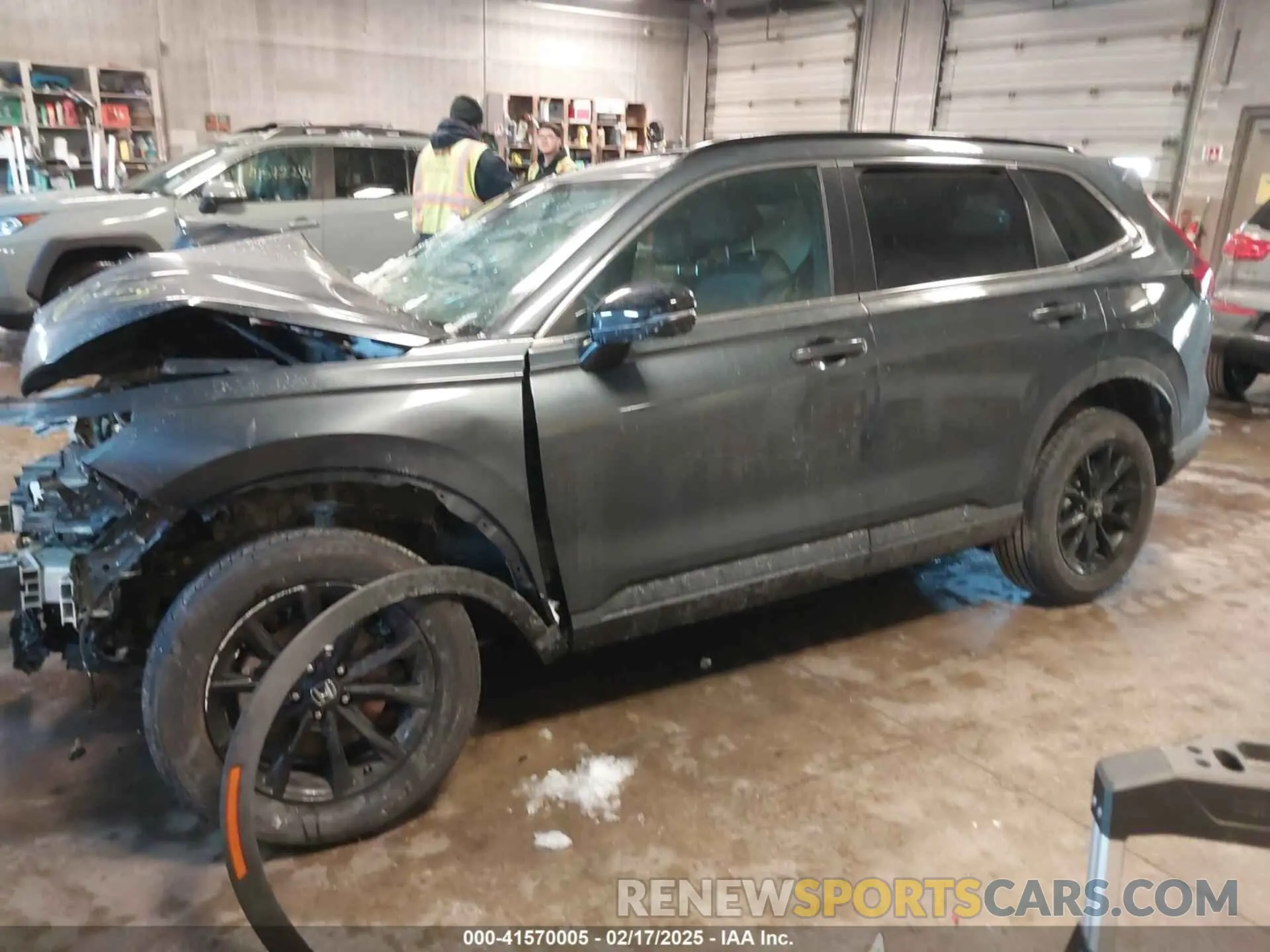 2 Photograph of a damaged car 7FARS6H89SE050869 HONDA CR-V 2025