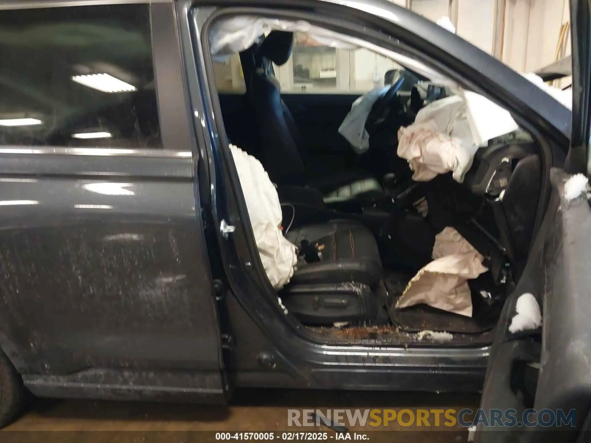 5 Photograph of a damaged car 7FARS6H89SE050869 HONDA CR-V 2025