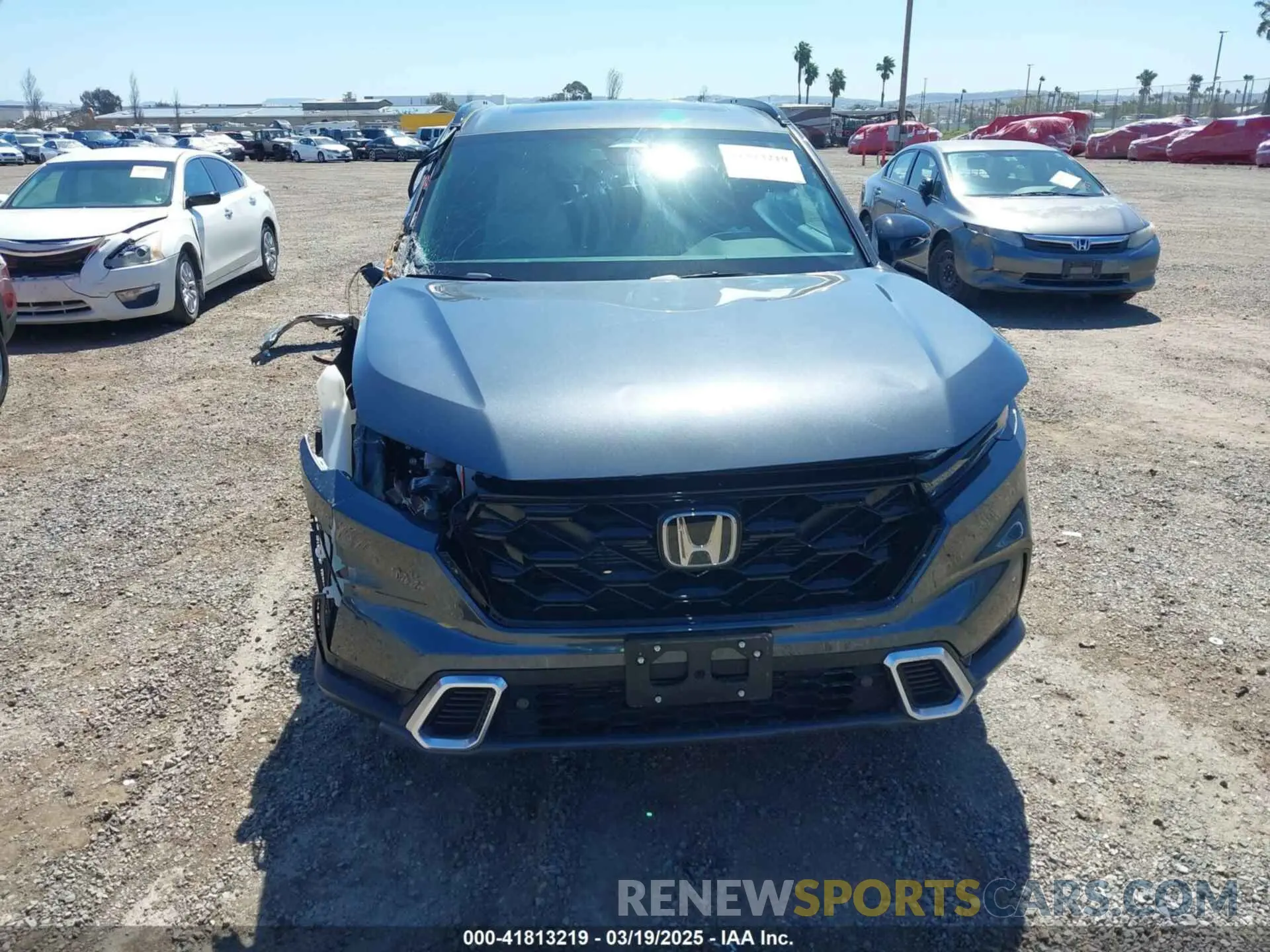 13 Photograph of a damaged car 7FARS6H90SE042846 HONDA CR-V 2025