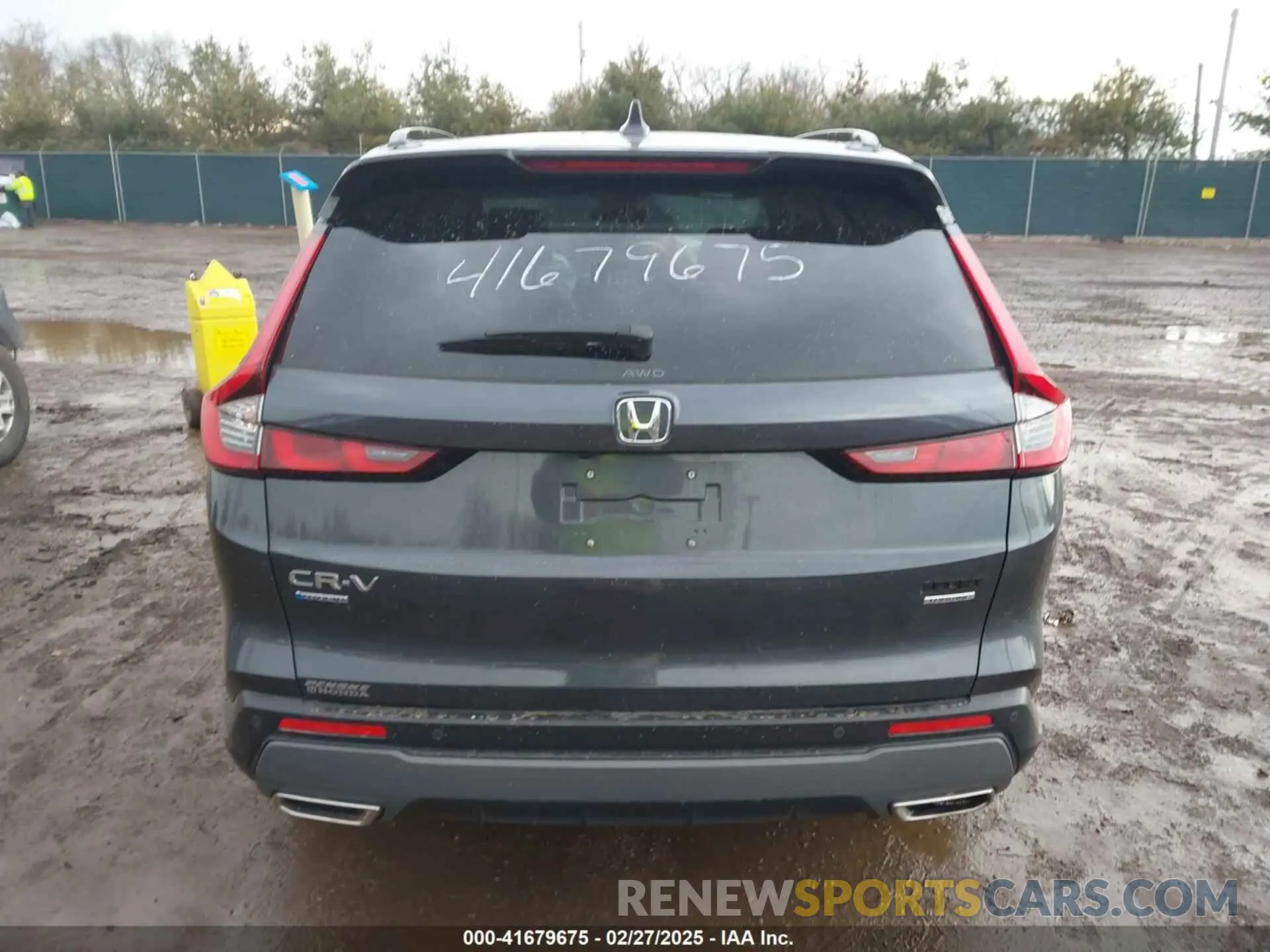 17 Photograph of a damaged car 7FARS6H93SE043232 HONDA CR-V 2025