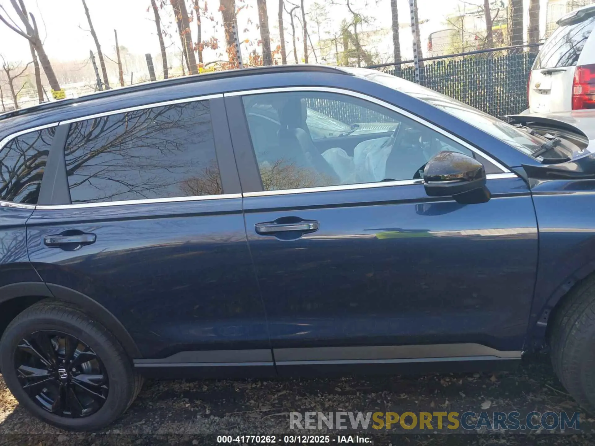 14 Photograph of a damaged car 7FARS6H94SE035561 HONDA CR-V 2025