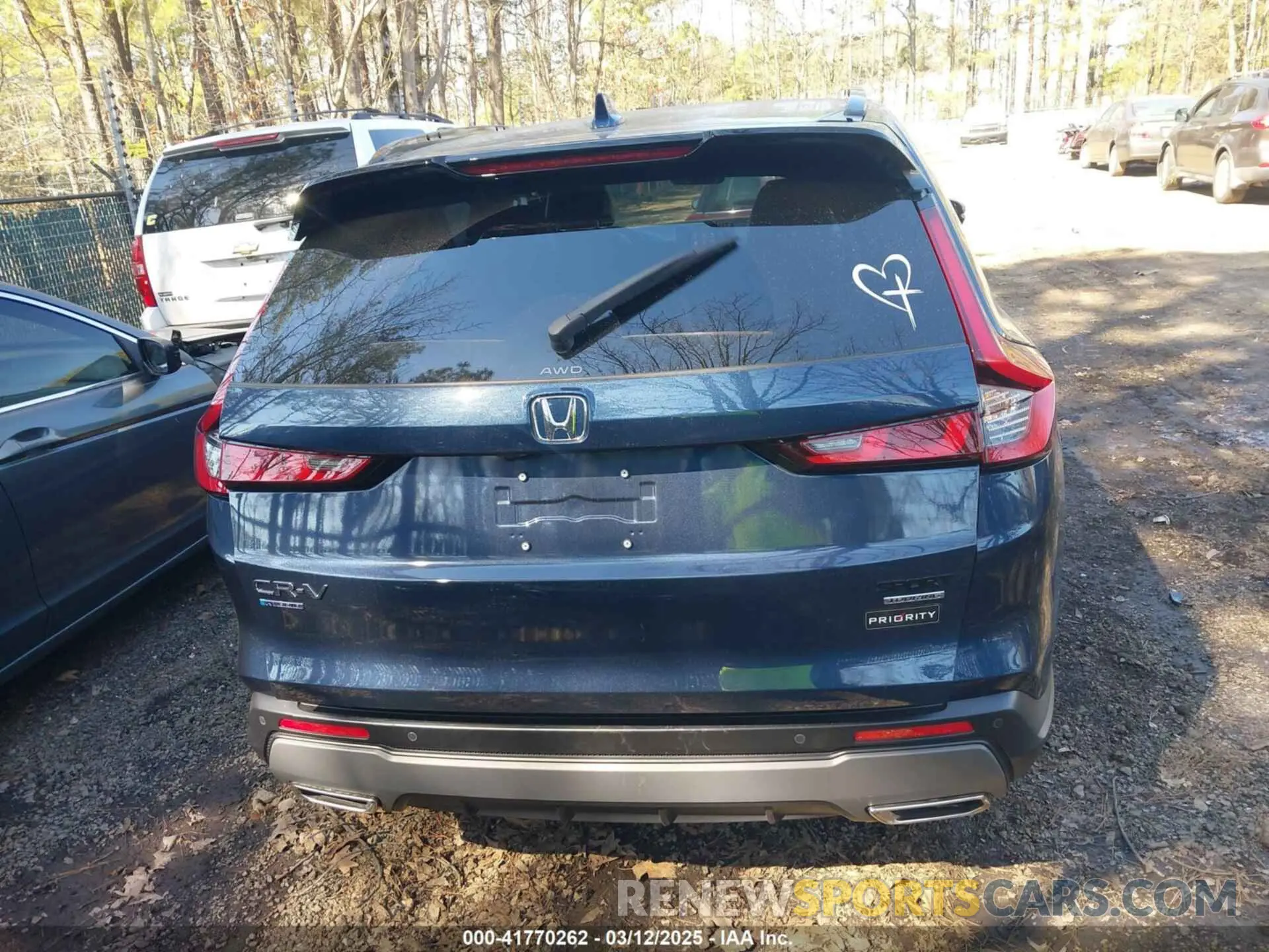 17 Photograph of a damaged car 7FARS6H94SE035561 HONDA CR-V 2025