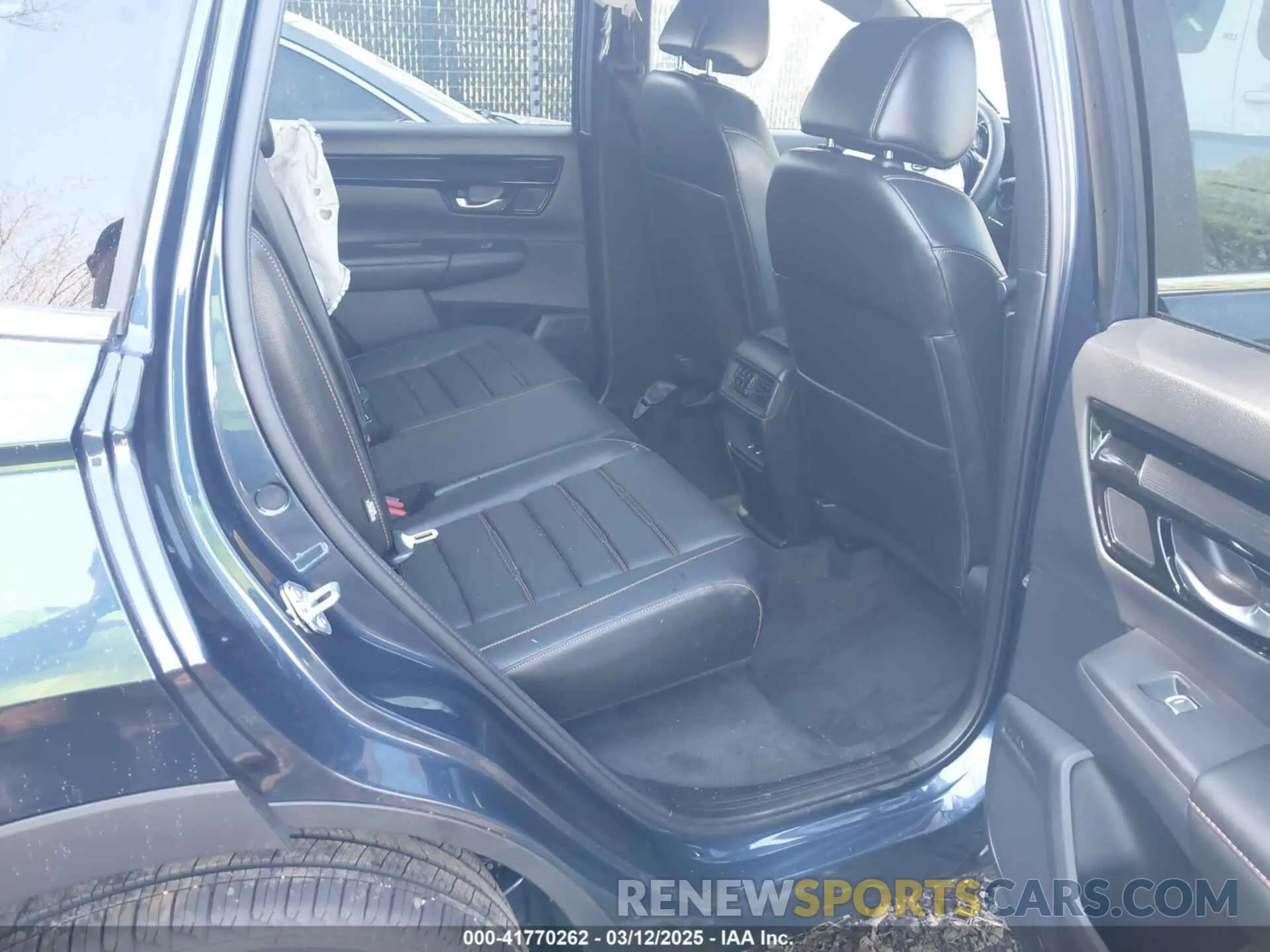8 Photograph of a damaged car 7FARS6H94SE035561 HONDA CR-V 2025