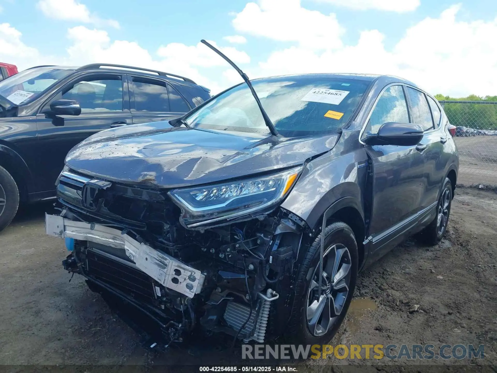 2 Photograph of a damaged car 7FART6H86LE013079 HONDA CR-V HYBRID 2020