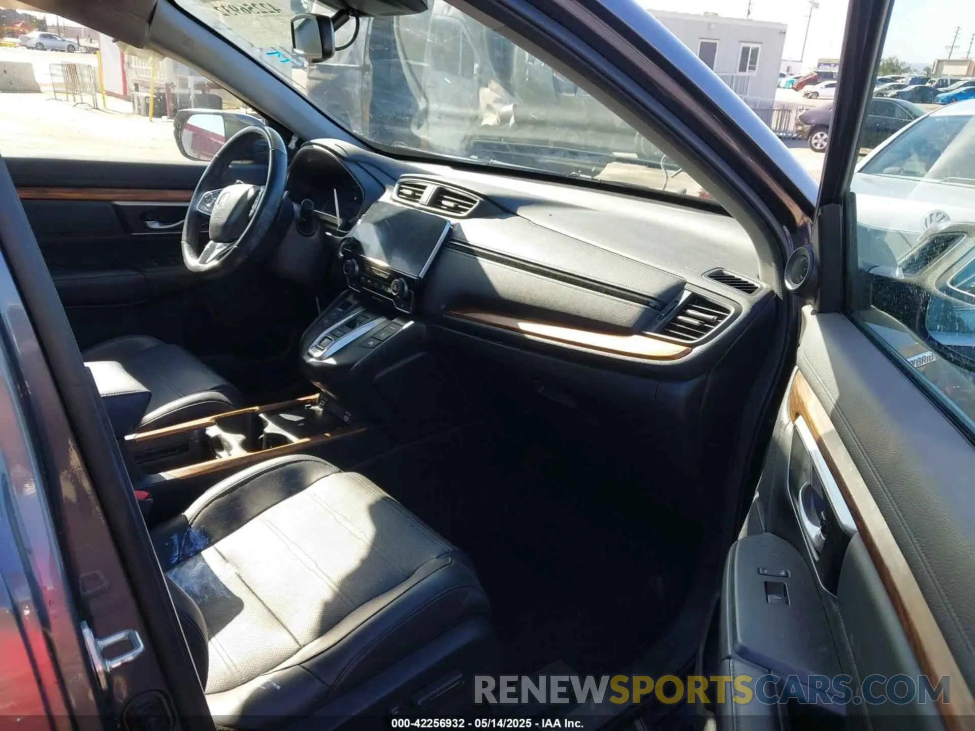 5 Photograph of a damaged car 7FART6H91LE000684 HONDA CR-V HYBRID 2020