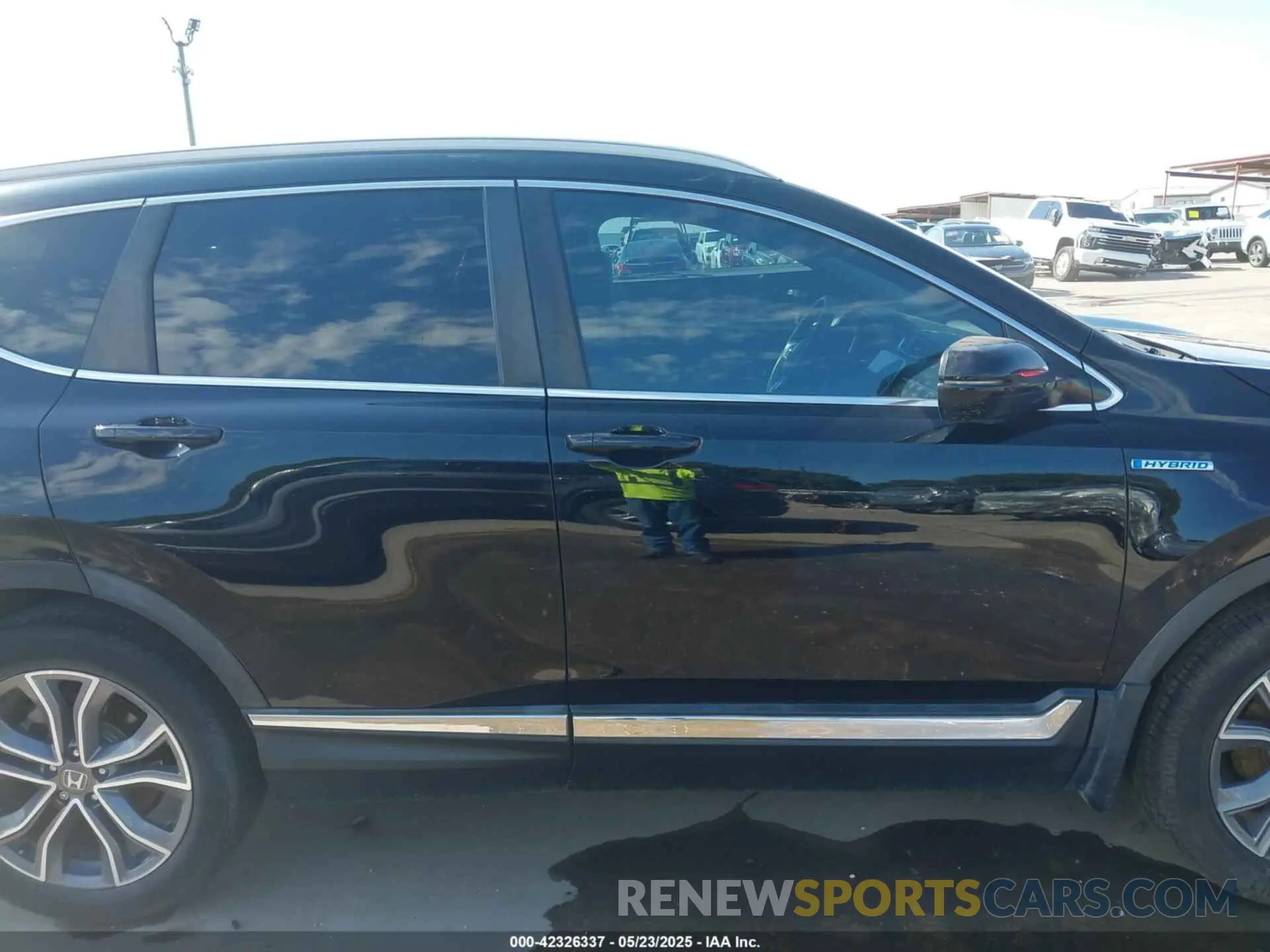 14 Photograph of a damaged car 7FART6H91LE005707 HONDA CR-V HYBRID 2020