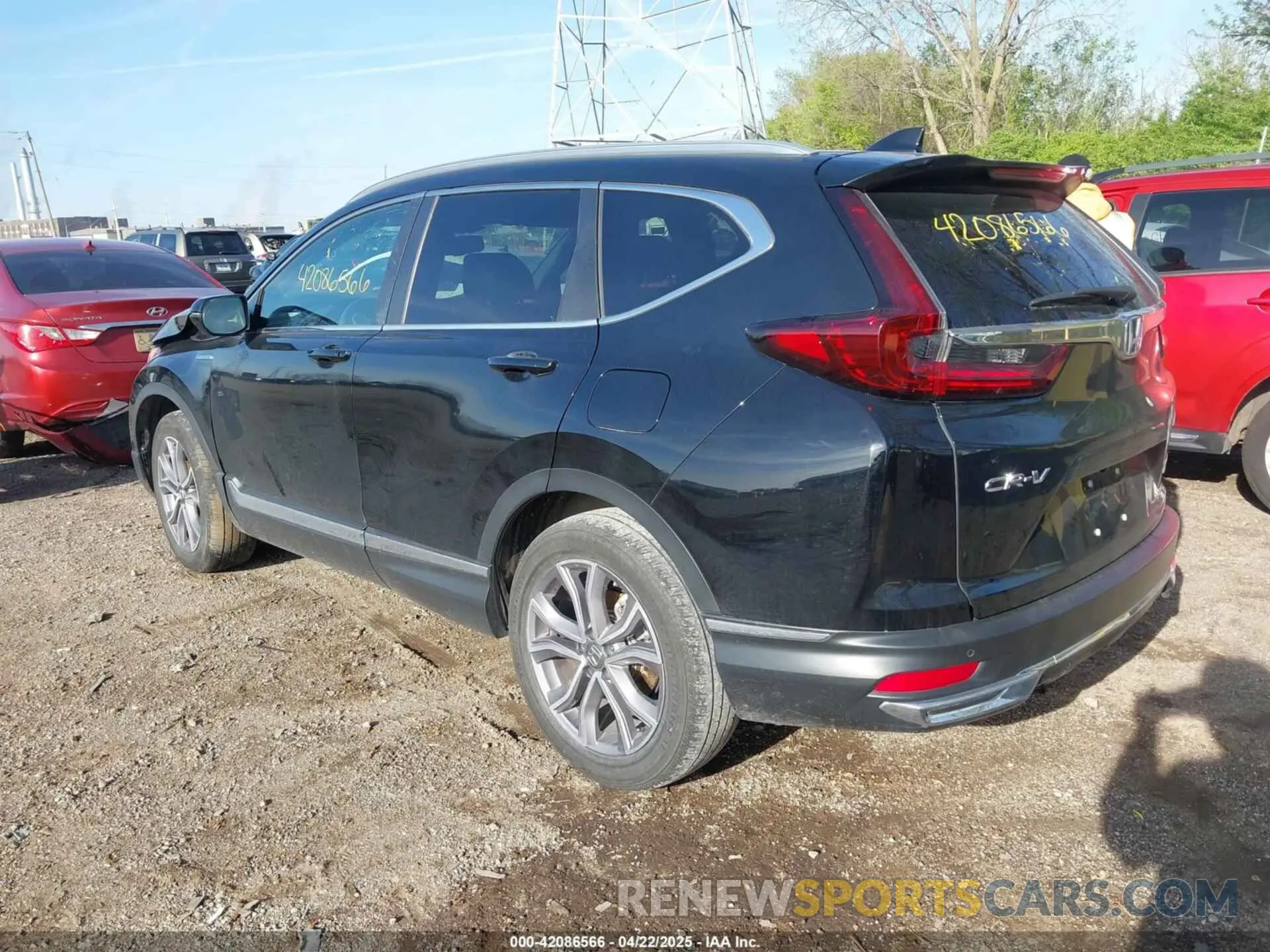 3 Photograph of a damaged car 7FART6H95LE019738 HONDA CR-V HYBRID 2020