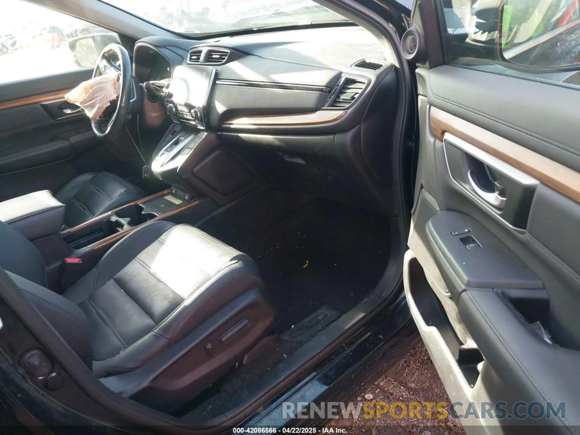 5 Photograph of a damaged car 7FART6H95LE019738 HONDA CR-V HYBRID 2020