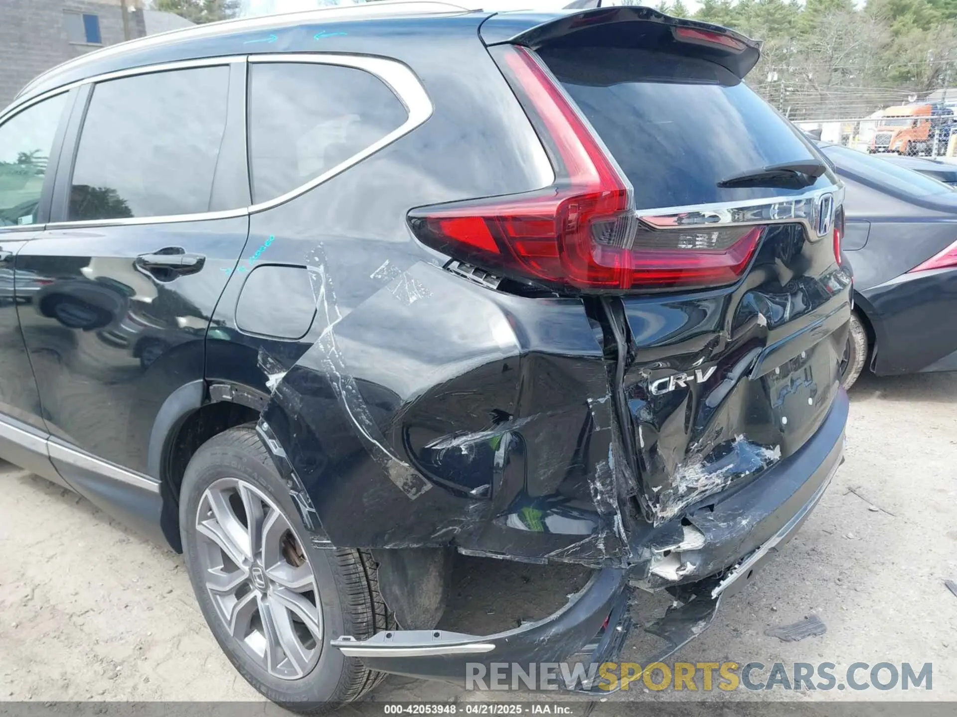 17 Photograph of a damaged car 7FART6H96LE023782 HONDA CR-V HYBRID 2020