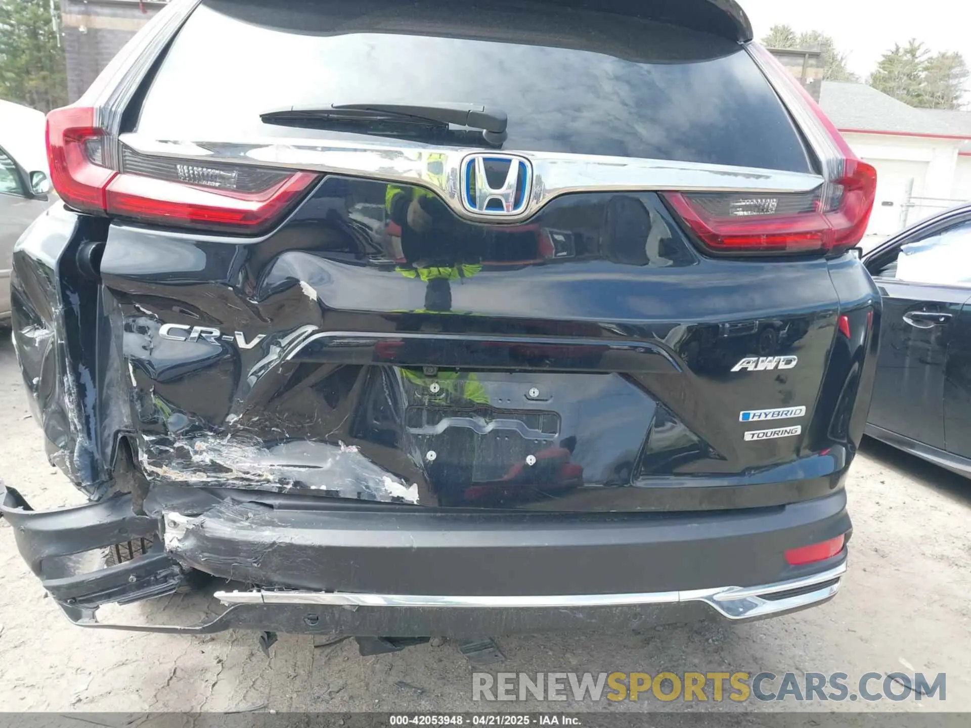6 Photograph of a damaged car 7FART6H96LE023782 HONDA CR-V HYBRID 2020