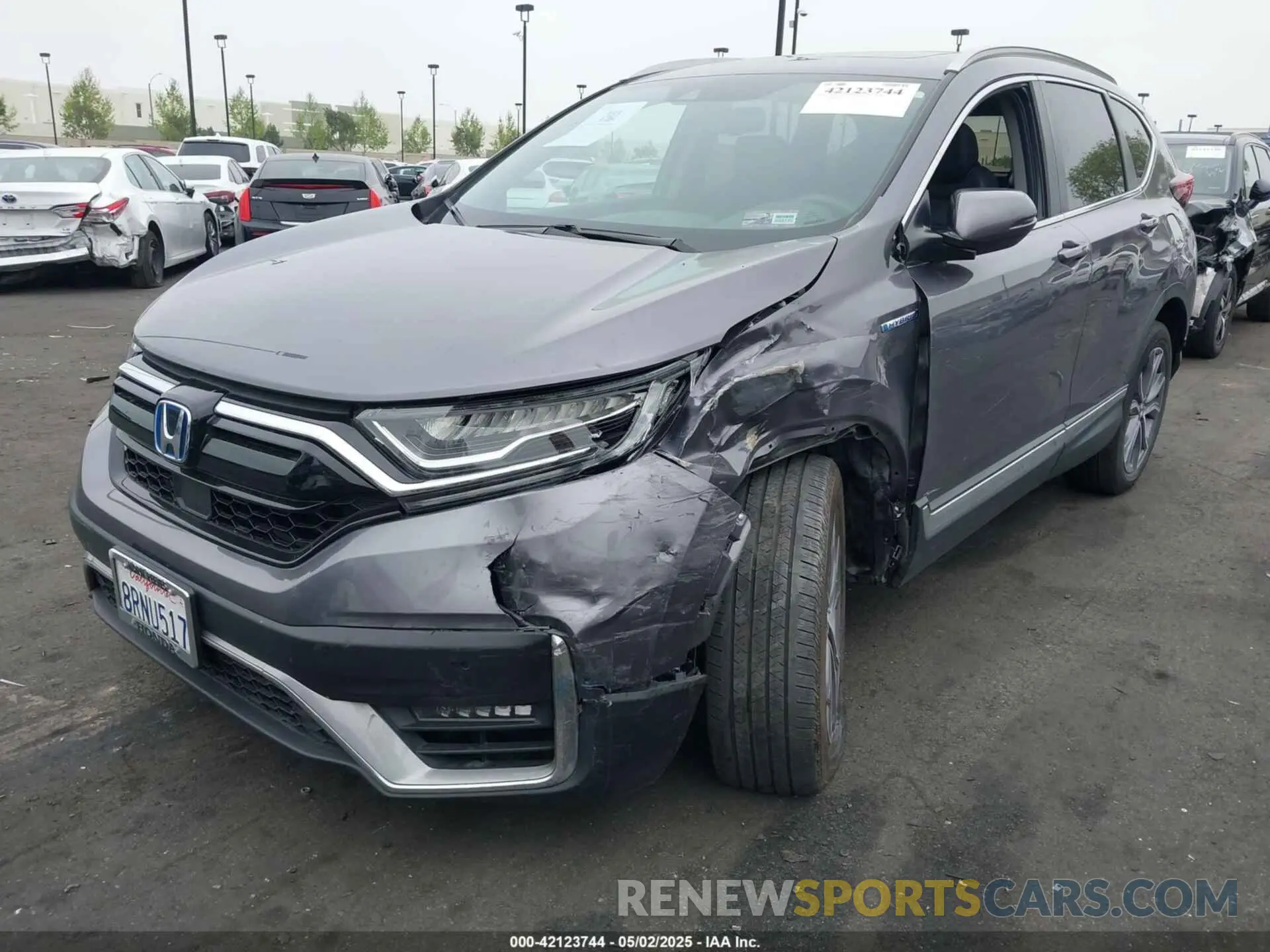 2 Photograph of a damaged car 7FART6H99LE000979 HONDA CR-V HYBRID 2020