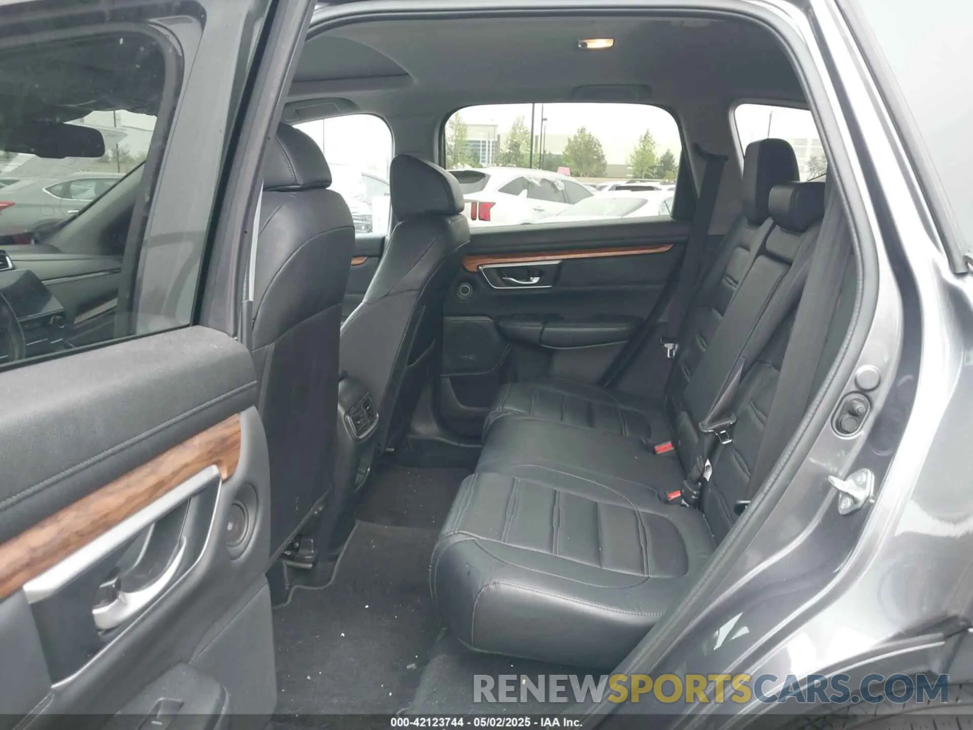 8 Photograph of a damaged car 7FART6H99LE000979 HONDA CR-V HYBRID 2020