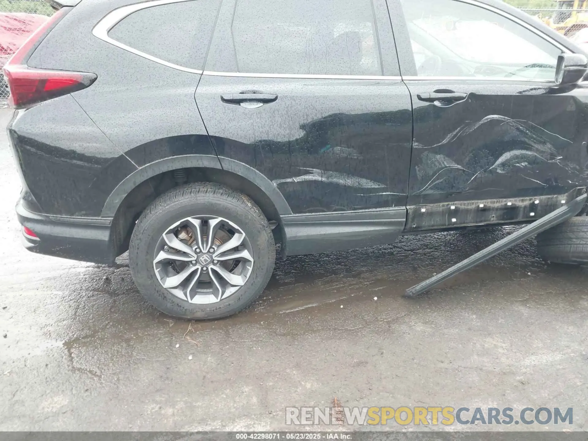17 Photograph of a damaged car 7FART6H53ME034608 HONDA CR-V HYBRID 2021