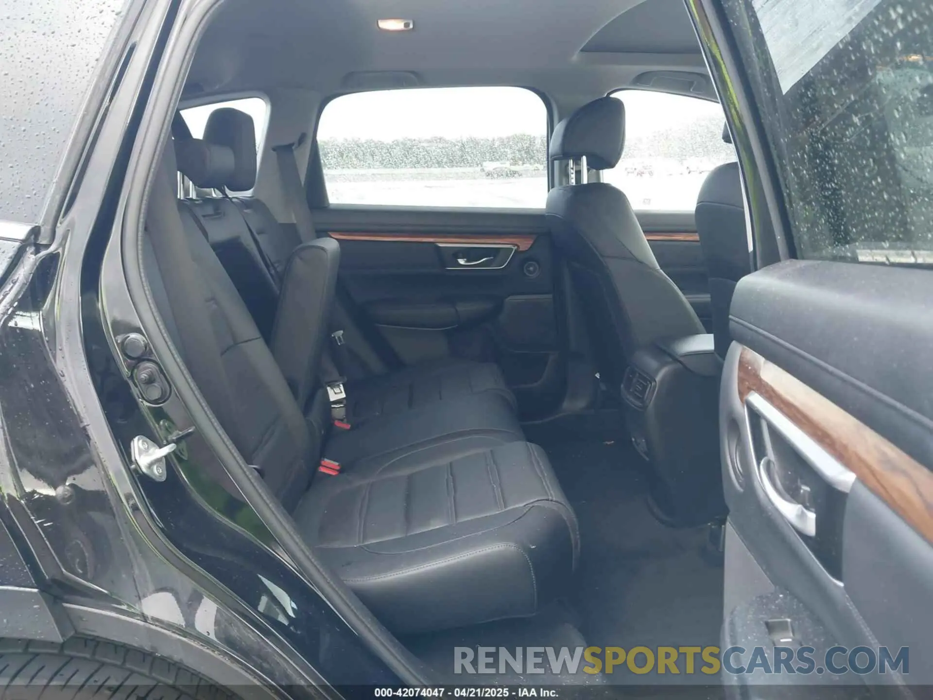 8 Photograph of a damaged car 7FART6H82ME027336 HONDA CR-V HYBRID 2021