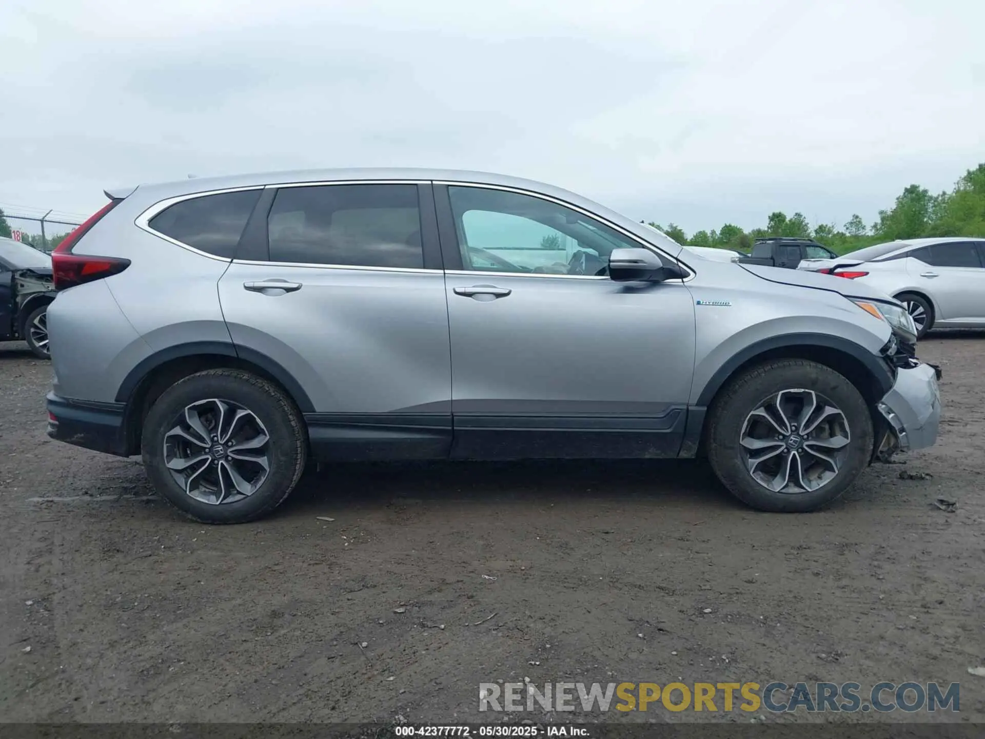 14 Photograph of a damaged car 5J6RT6H54NL004117 HONDA CR-V HYBRID 2022