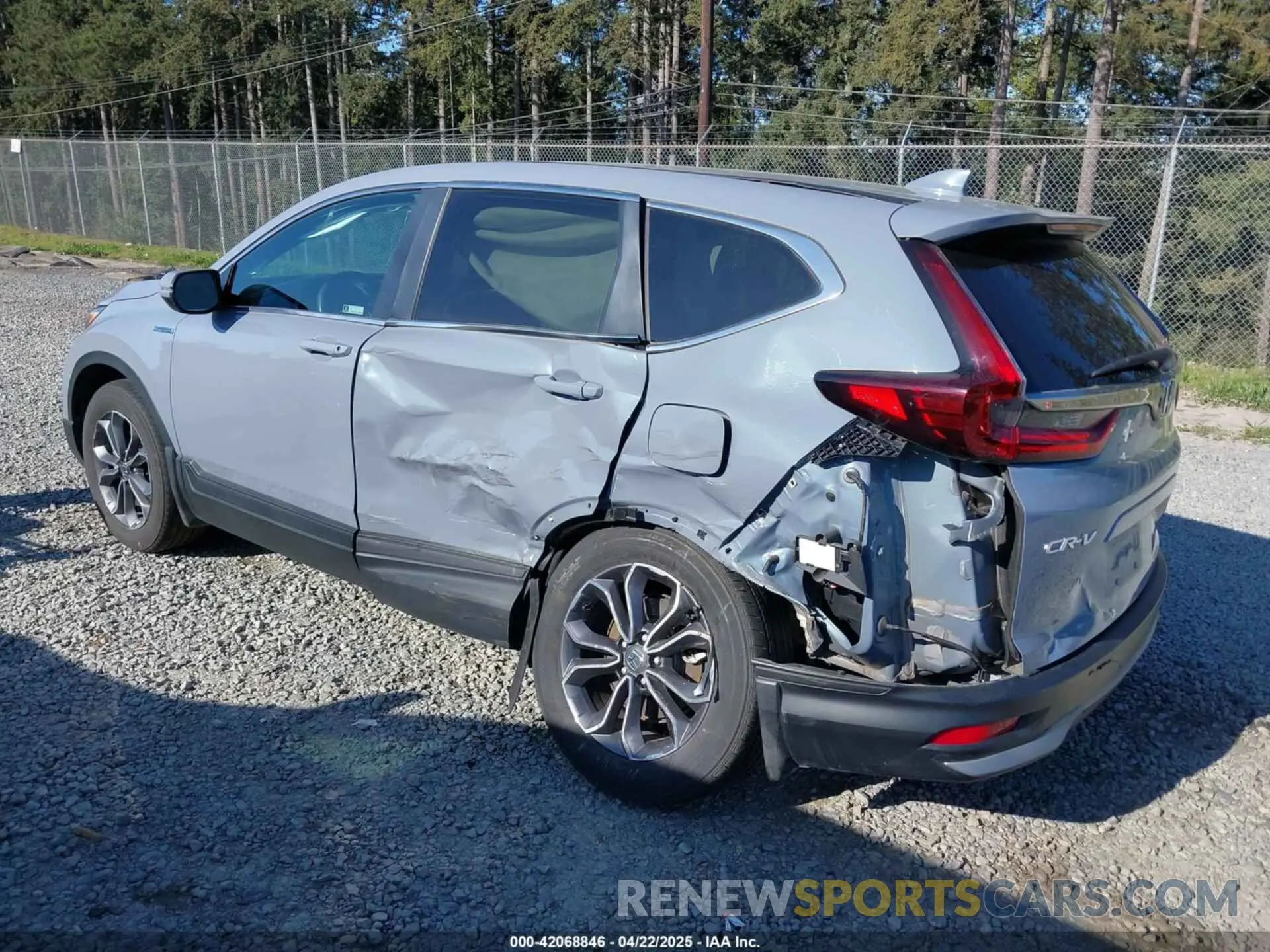 3 Photograph of a damaged car 5J6RT6H80NL020258 HONDA CR-V HYBRID 2022