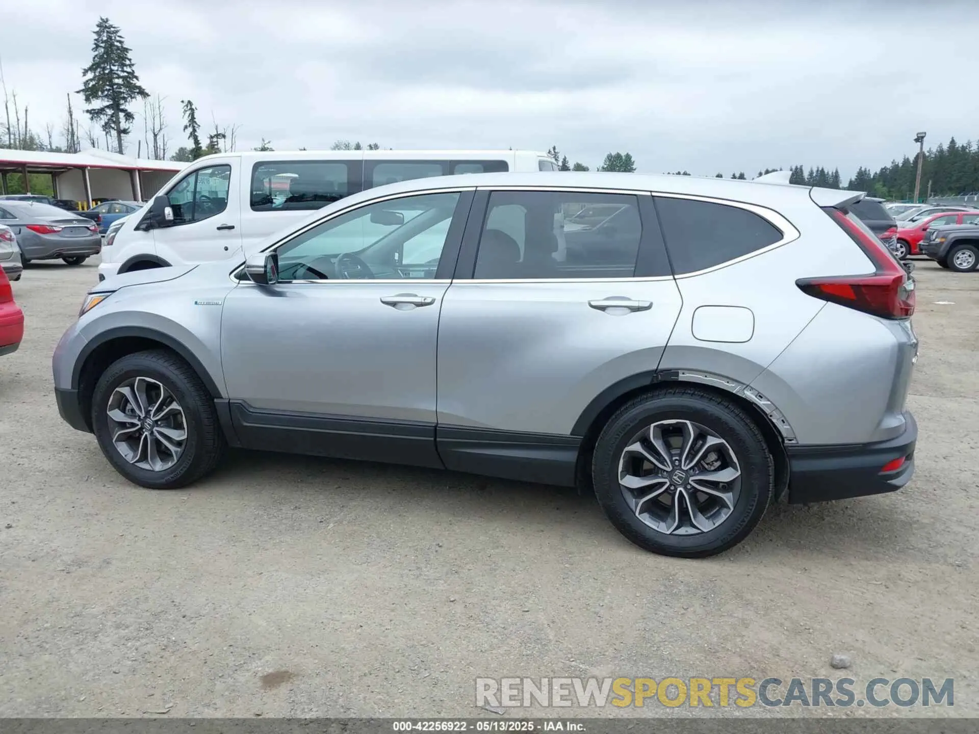 15 Photograph of a damaged car 5J6RT6H83NL054887 HONDA CR-V HYBRID 2022