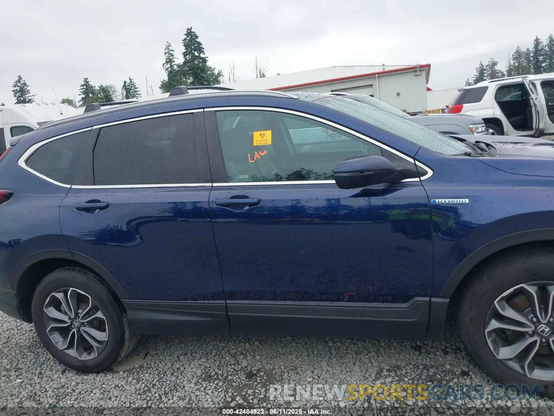 13 Photograph of a damaged car 5J6RT6H84NL024605 HONDA CR-V HYBRID 2022