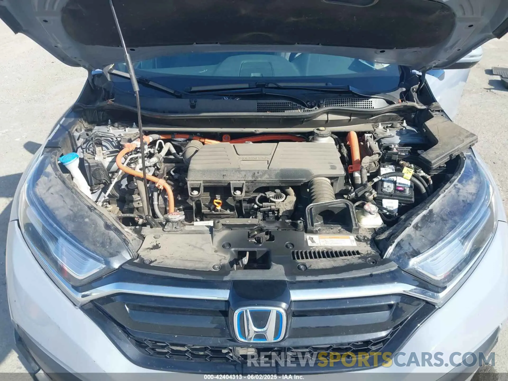 10 Photograph of a damaged car 5J6RT6H85NL041333 HONDA CR-V HYBRID 2022