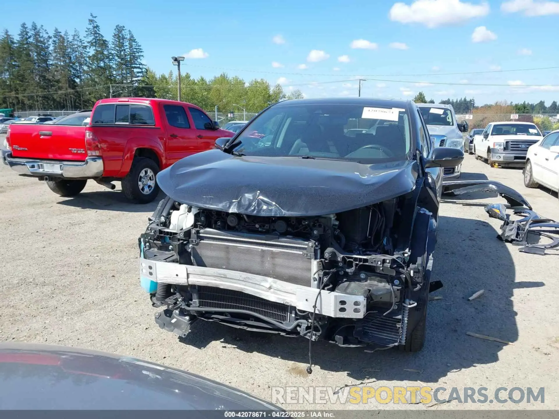 13 Photograph of a damaged car 5J6RT6H86NL032852 HONDA CR-V HYBRID 2022