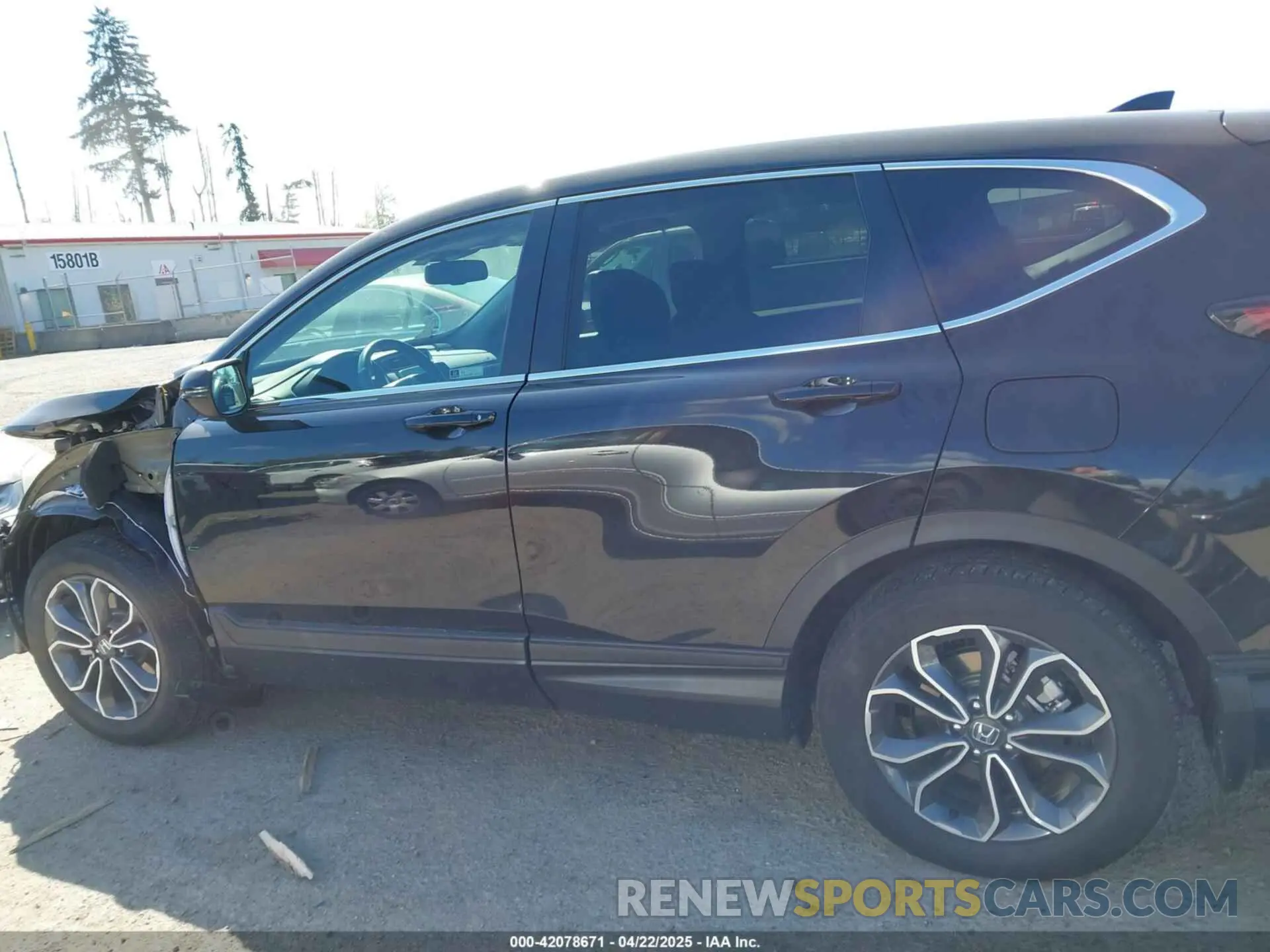 15 Photograph of a damaged car 5J6RT6H86NL032852 HONDA CR-V HYBRID 2022