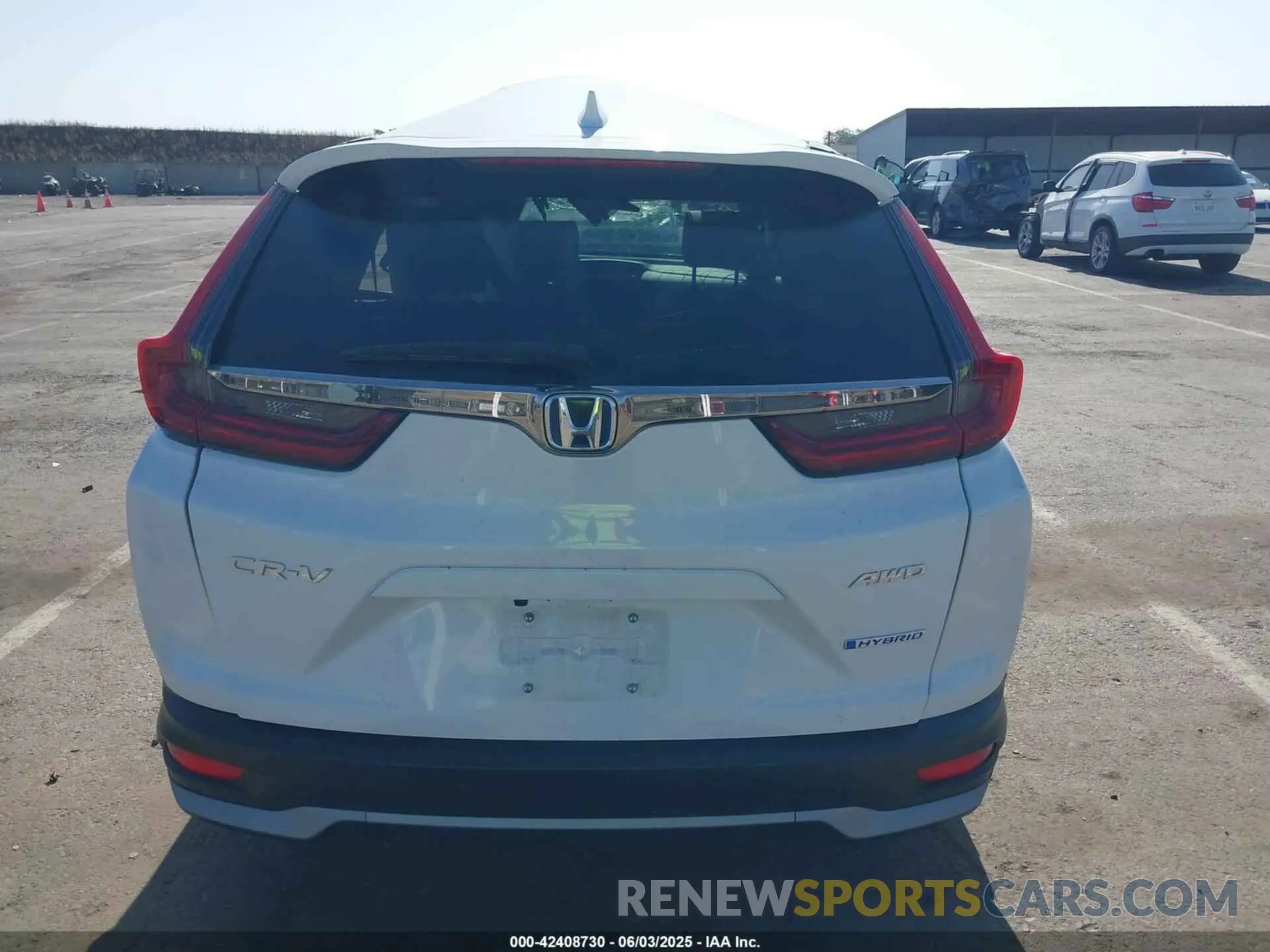 17 Photograph of a damaged car 5J6RT6H87NL041320 HONDA CR-V HYBRID 2022