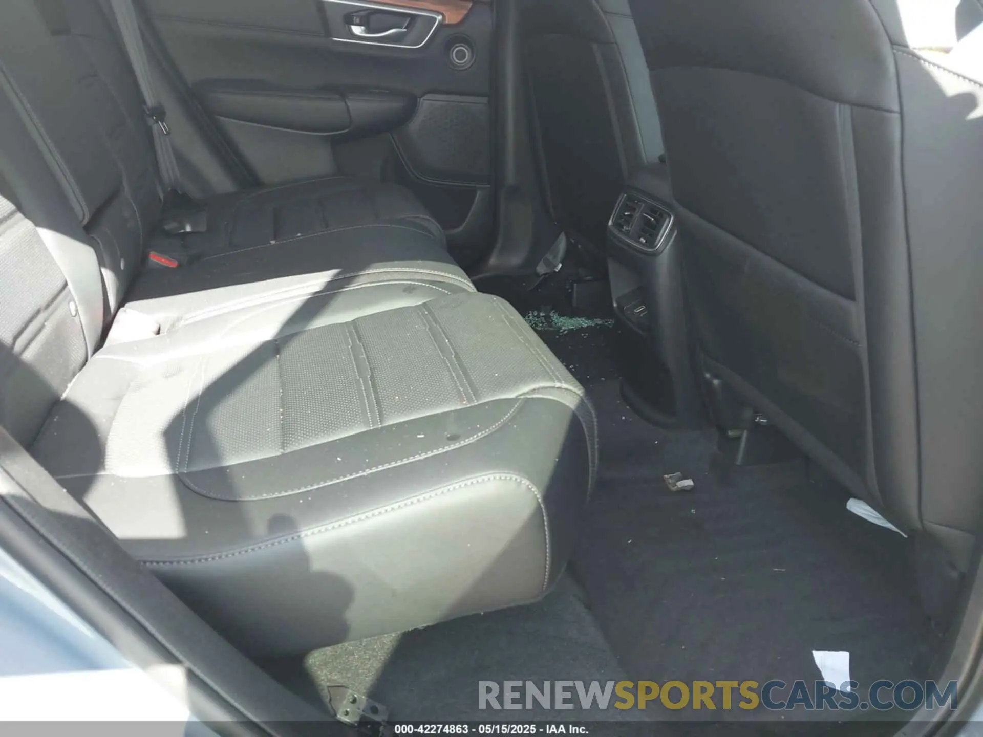 8 Photograph of a damaged car 5J6RT6H91NL014087 HONDA CR-V HYBRID 2022