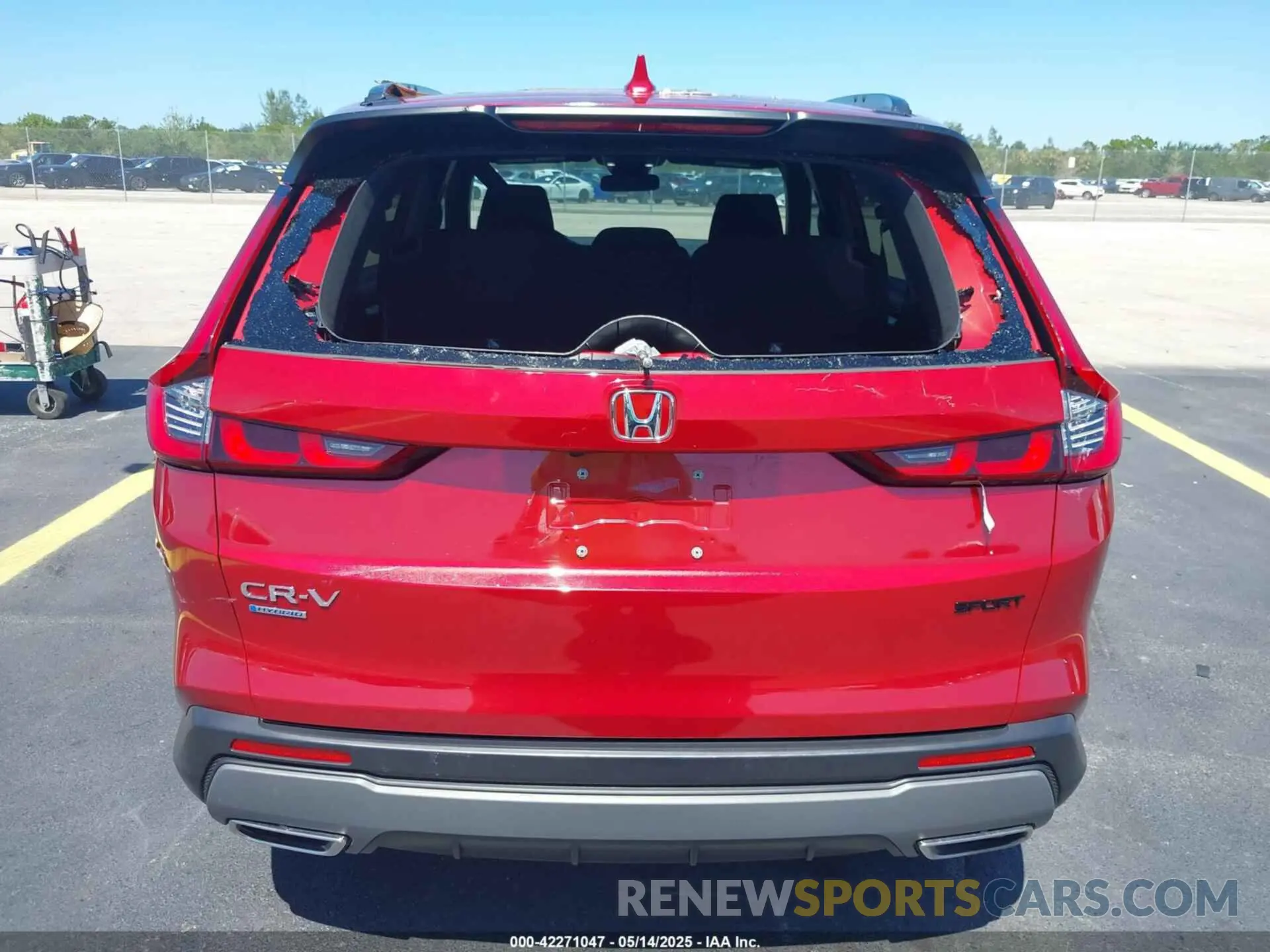 16 Photograph of a damaged car 2HKRS5H50PH710480 HONDA CR-V HYBRID 2023