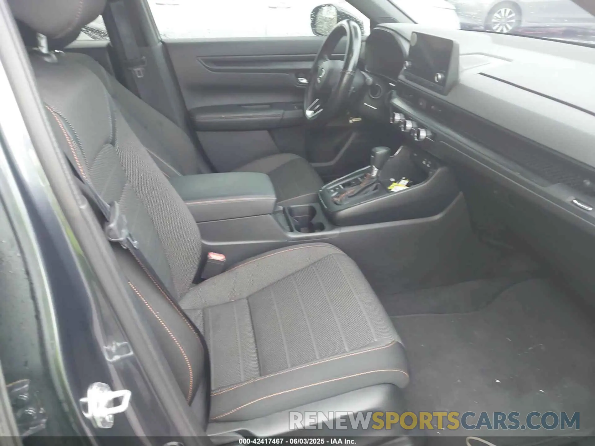 5 Photograph of a damaged car 2HKRS5H57PH713330 HONDA CR-V HYBRID 2023