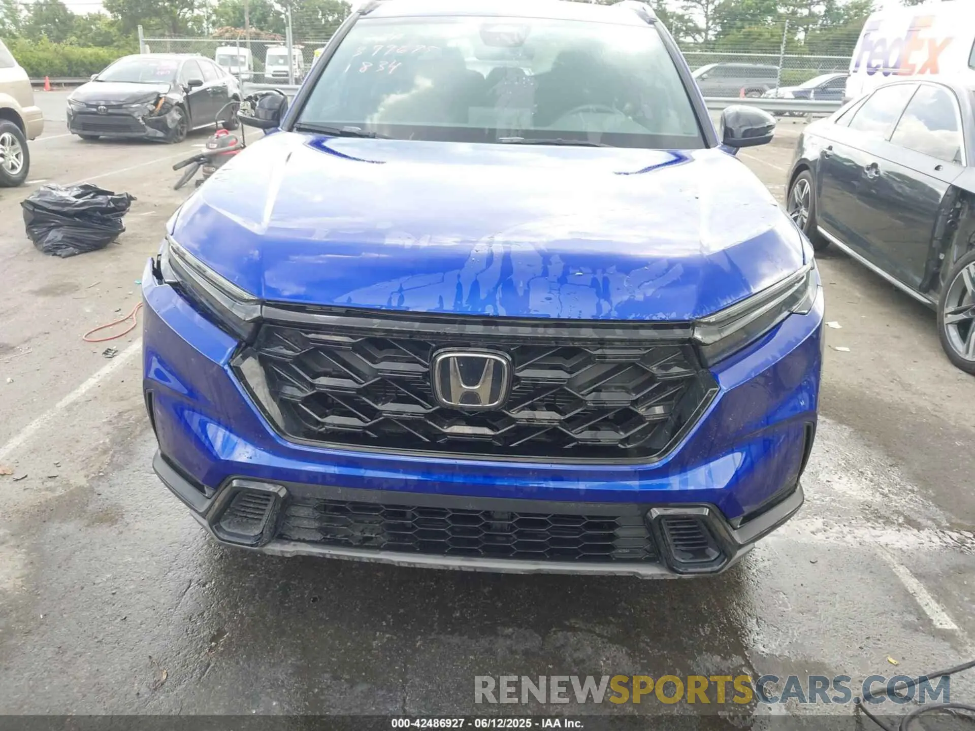 12 Photograph of a damaged car 2HKRS6H52PH811834 HONDA CR-V HYBRID 2023