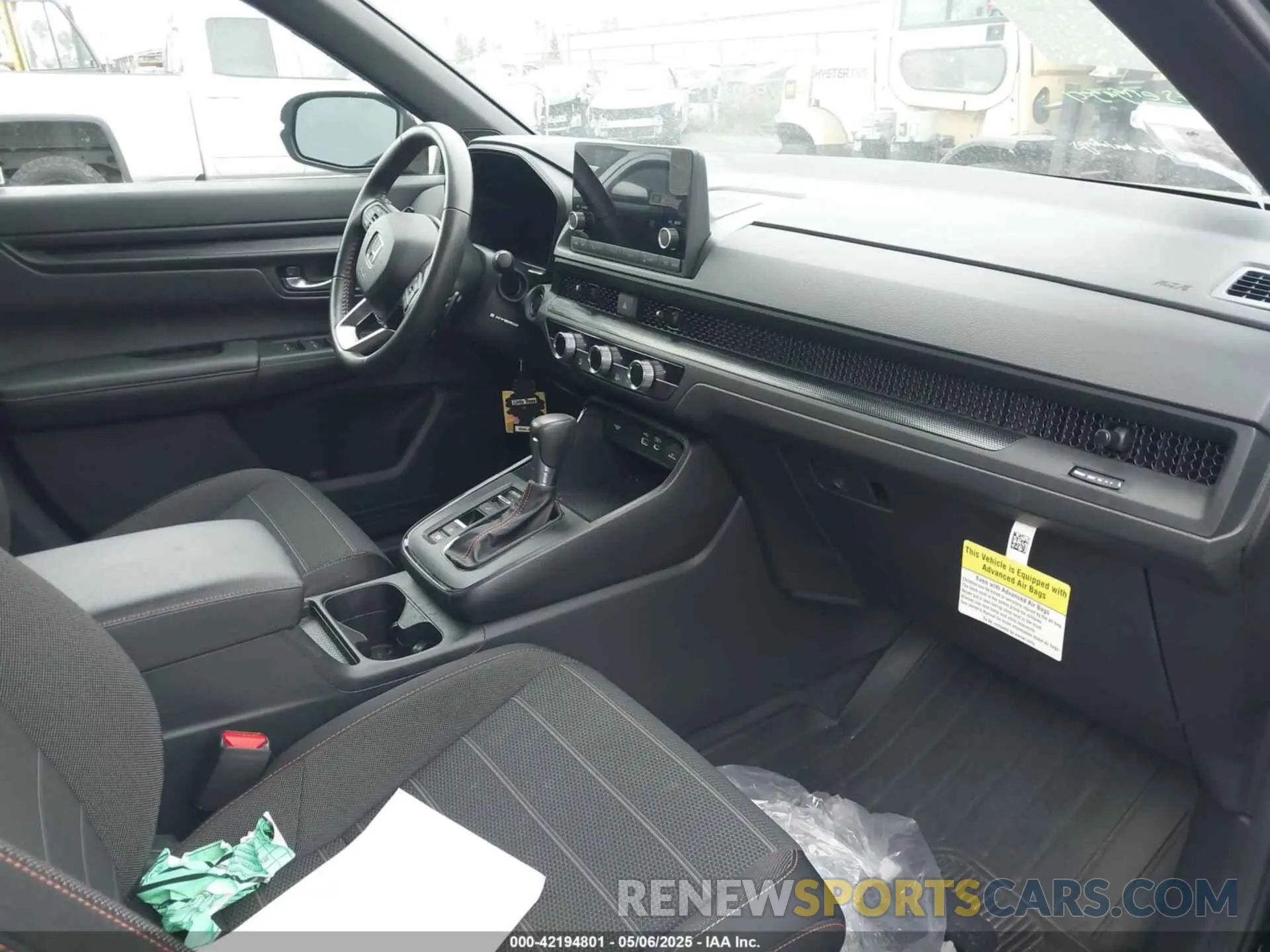 5 Photograph of a damaged car 2HKRS6H58PH814138 HONDA CR-V HYBRID 2023