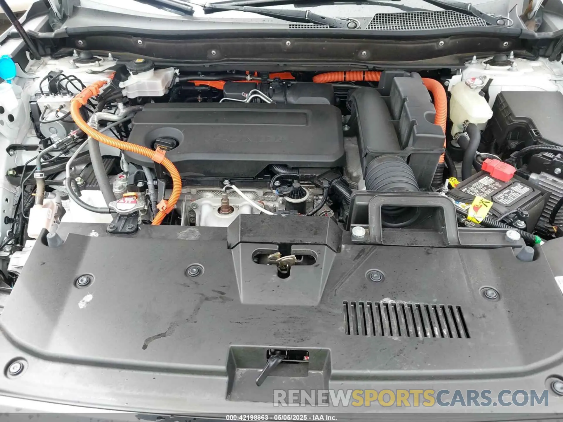 10 Photograph of a damaged car 2HKRS6H90PH804285 HONDA CR-V HYBRID 2023