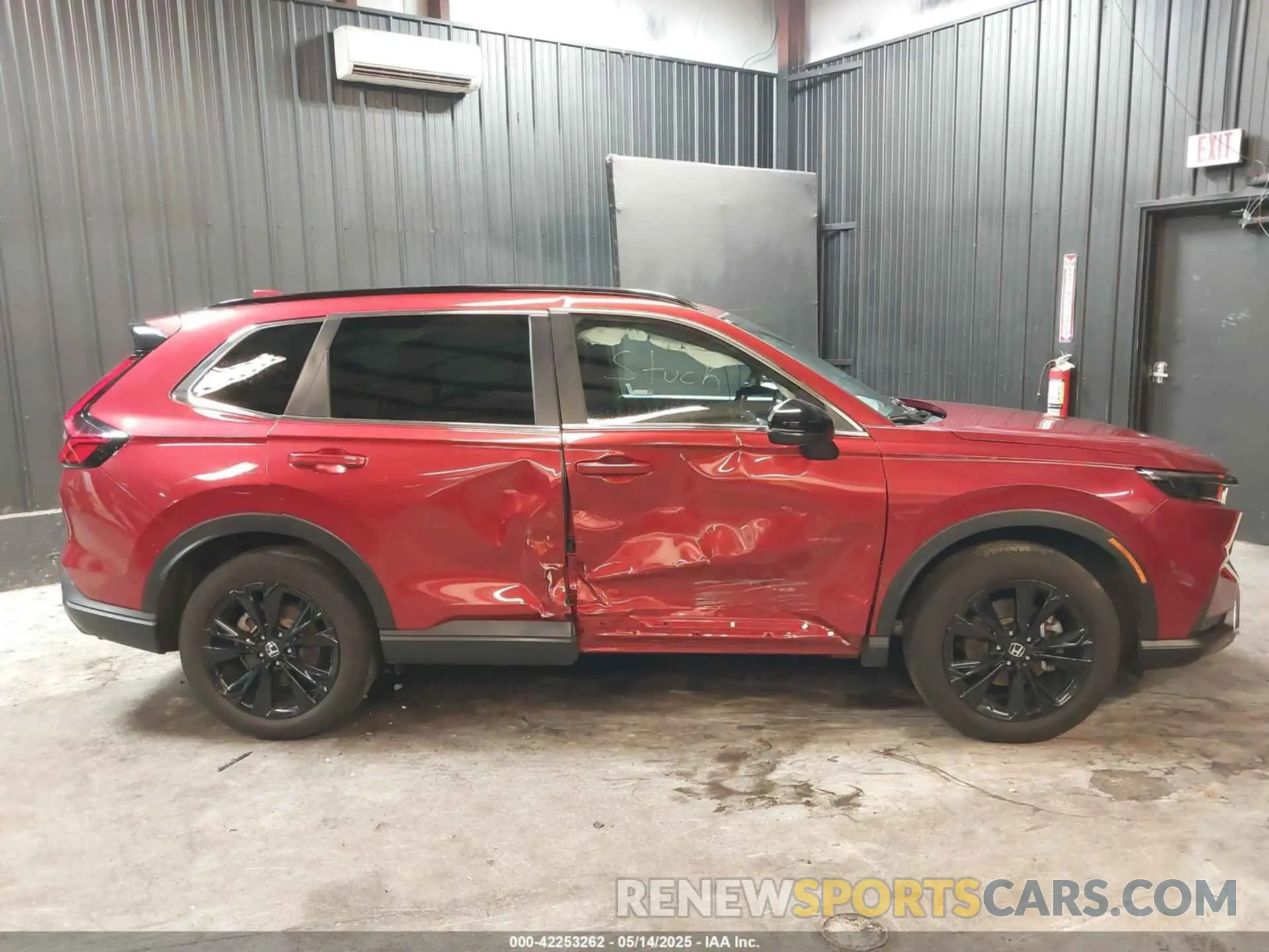 6 Photograph of a damaged car 2HKRS6H94PH814978 HONDA CR-V HYBRID 2023