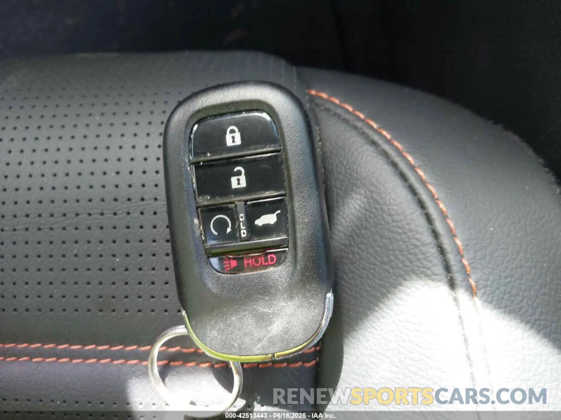 11 Photograph of a damaged car 2HKRS6H95PH800362 HONDA CR-V HYBRID 2023