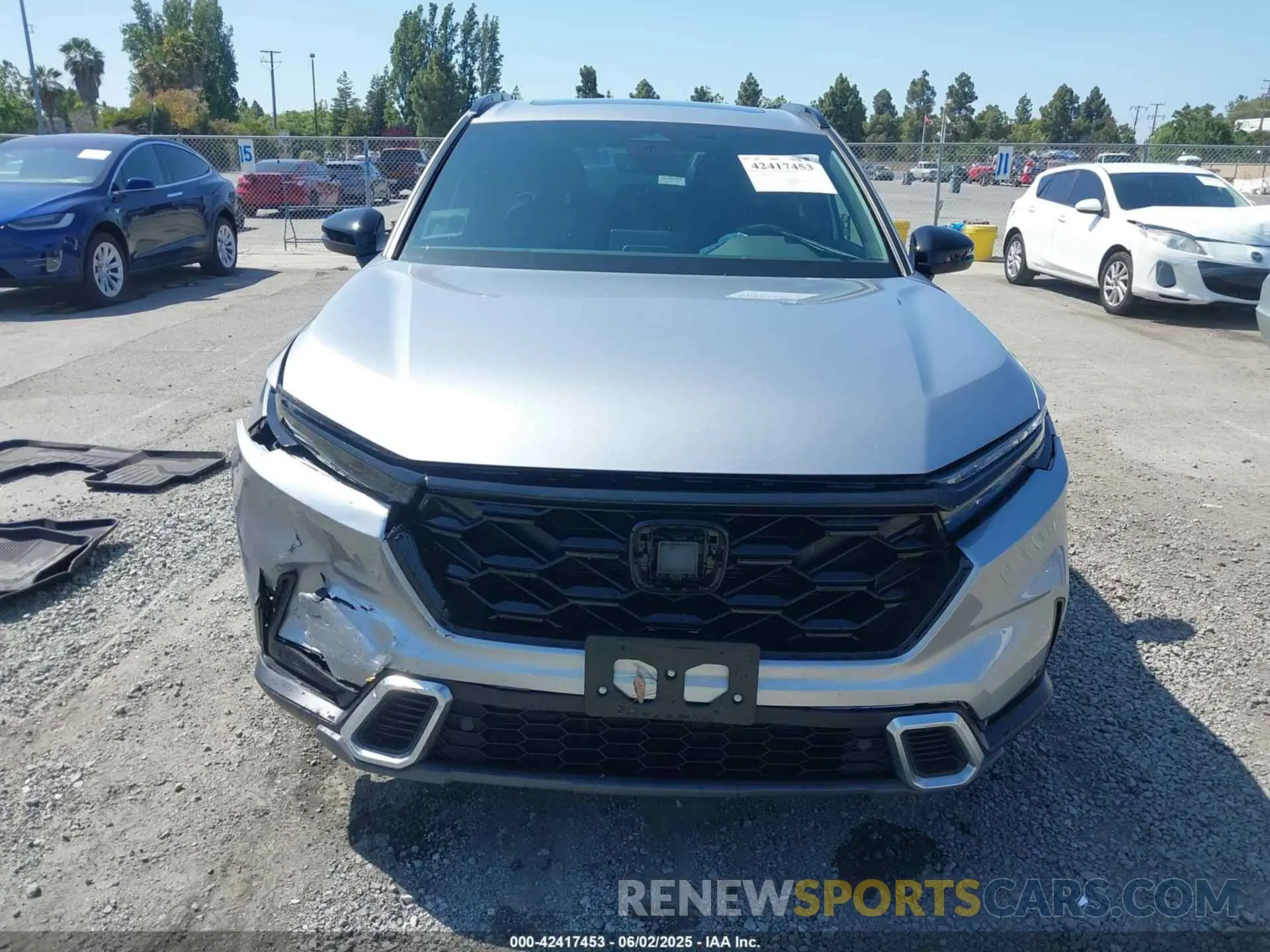 12 Photograph of a damaged car 2HKRS6H96PH808258 HONDA CR-V HYBRID 2023