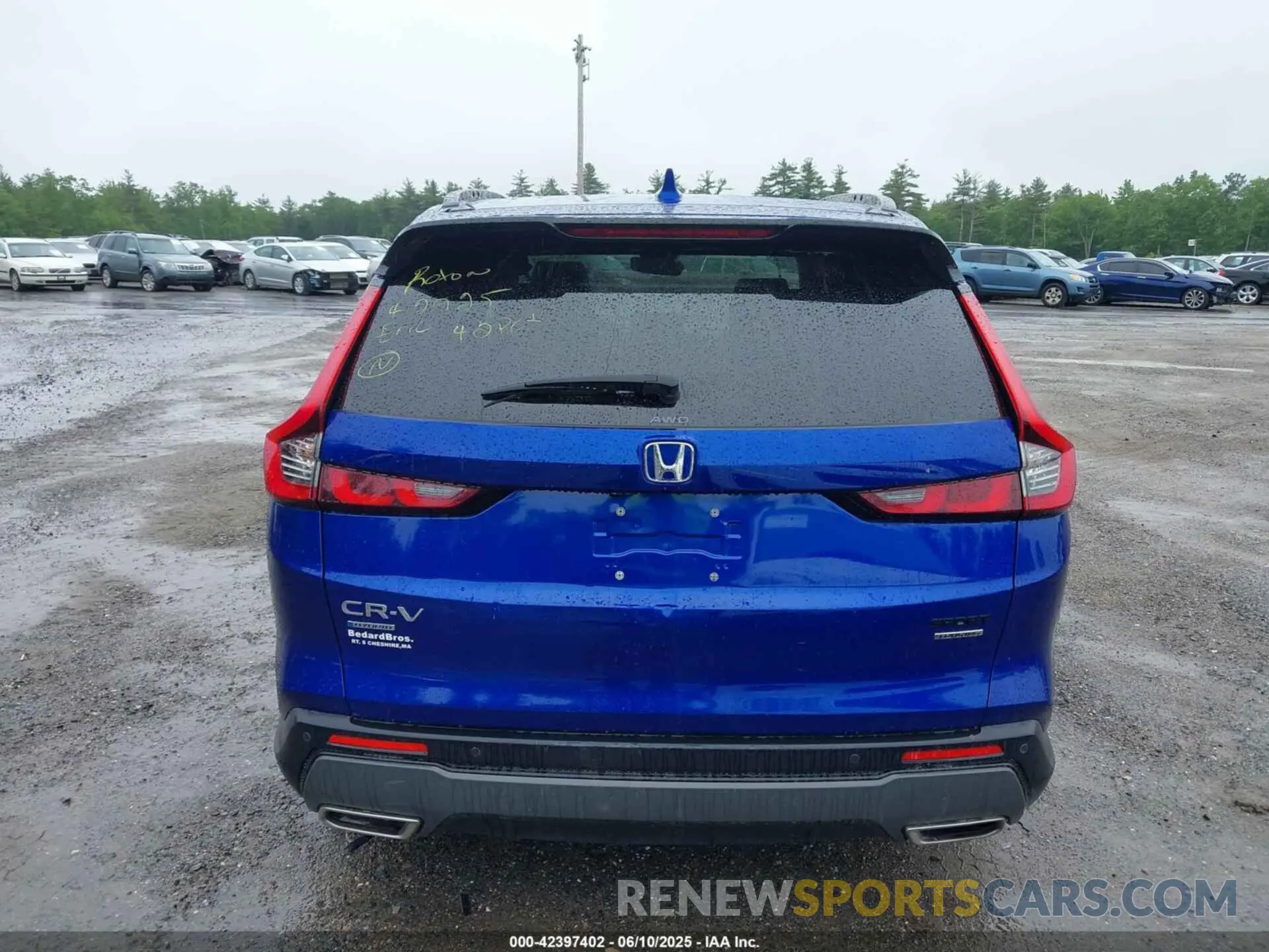 16 Photograph of a damaged car 2HKRS6H97PH805241 HONDA CR-V HYBRID 2023