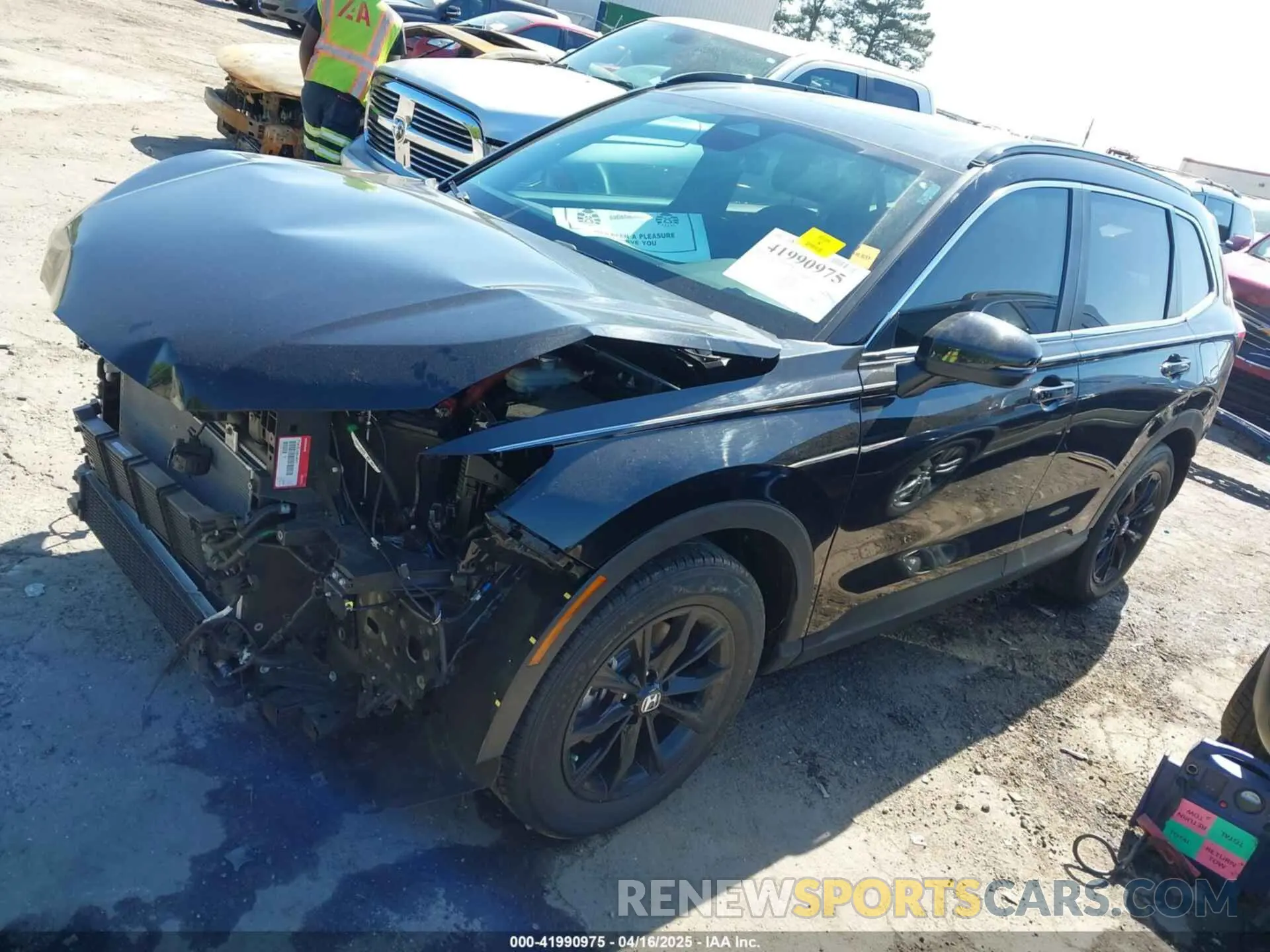 2 Photograph of a damaged car 5J6RS6H54PL000235 HONDA CR-V HYBRID 2023